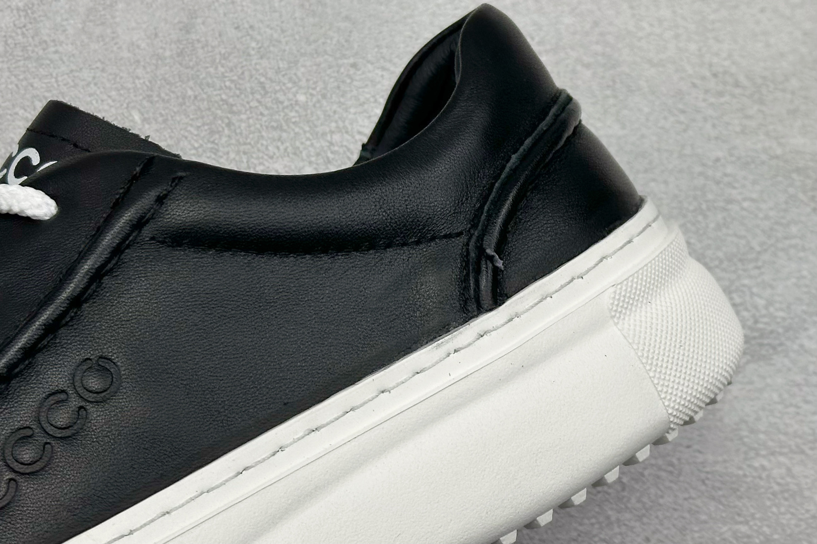 Ecco 爱步2023春季爆款 柔酷7号系列 男士百搭休闲板鞋 503198-010-莆田鞋,莆田鞋货源,高仿鞋,高仿鞋货源,安福档口,莆田高仿鞋,莆田鞋批发,高仿鞋批发,莆田高仿运动鞋,高仿运动鞋,莆田运动鞋 Ecco 爱步2023春季爆款 柔酷7号系列 男士百搭休闲板鞋 503198-010