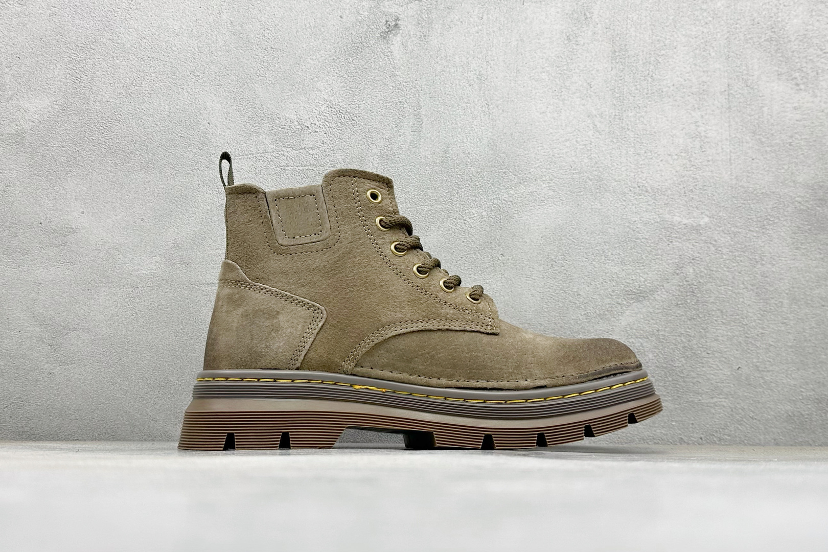 Timberland 添柏岚/天伯伦 25秋冬新款 经典户外休闲大黄靴 TB99350