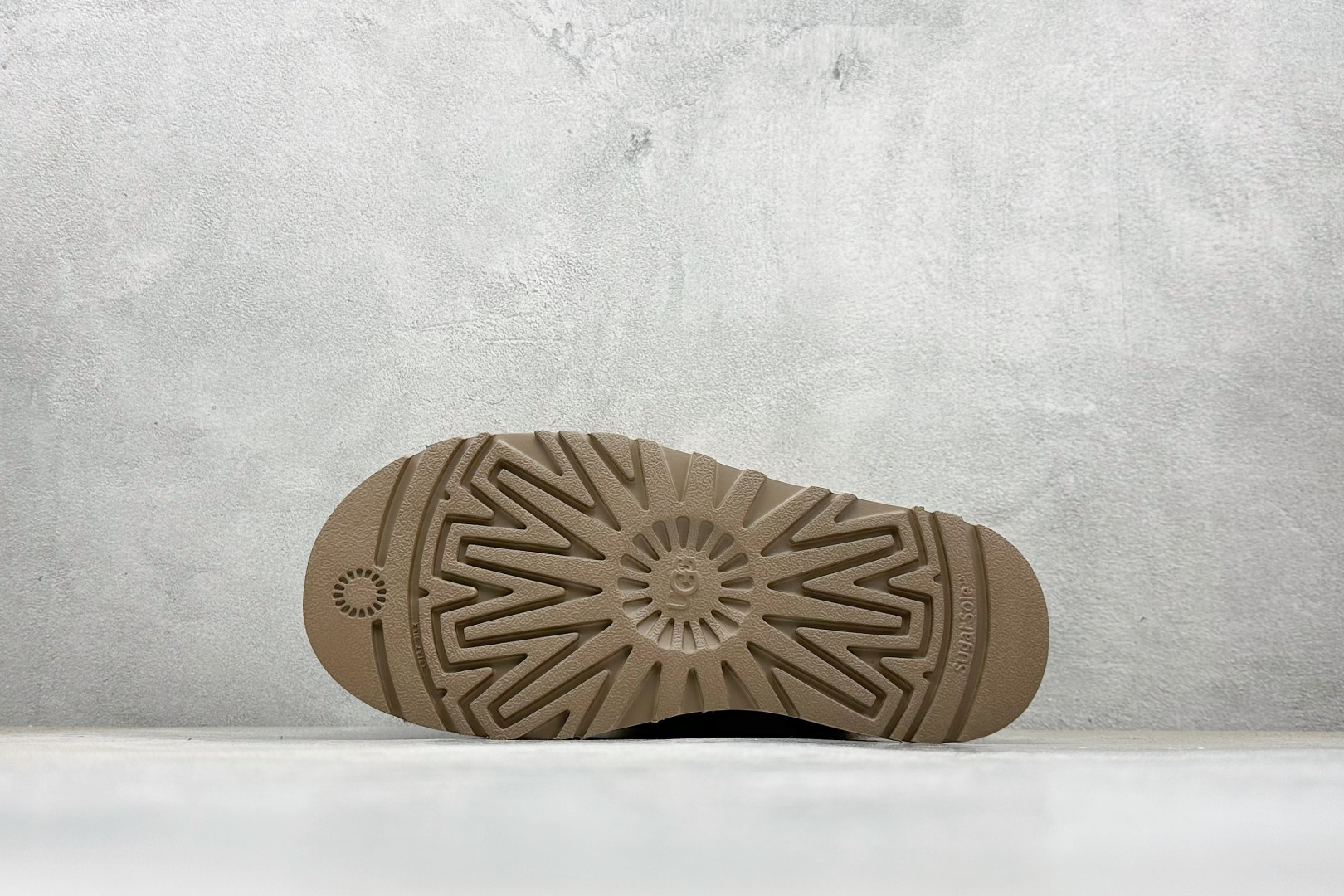 UGG 厚底方克特便鞋 厚底增高更显腿细拿捏秋冬松驰感穿搭包头羊毛半拖黑色半拖鞋 W/1113474