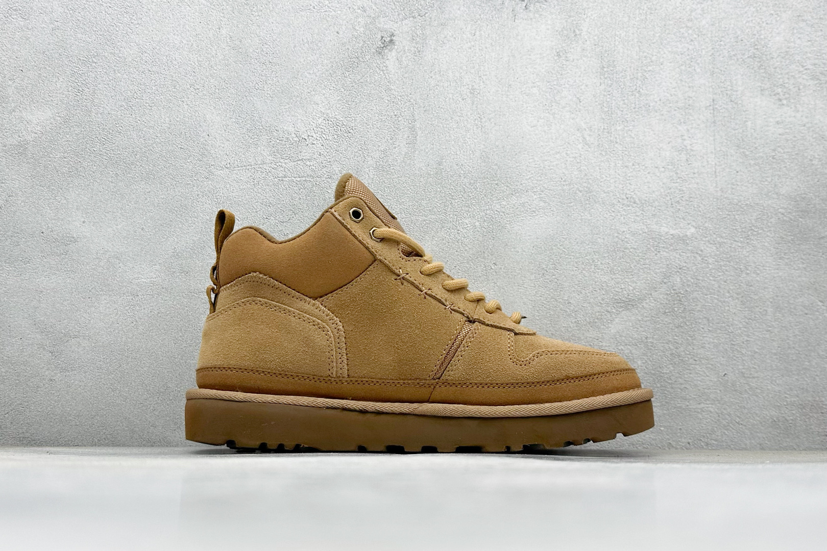 UGG Classic UItra 海澜德 保暖加绒圆头舒适 雪地靴 1144054