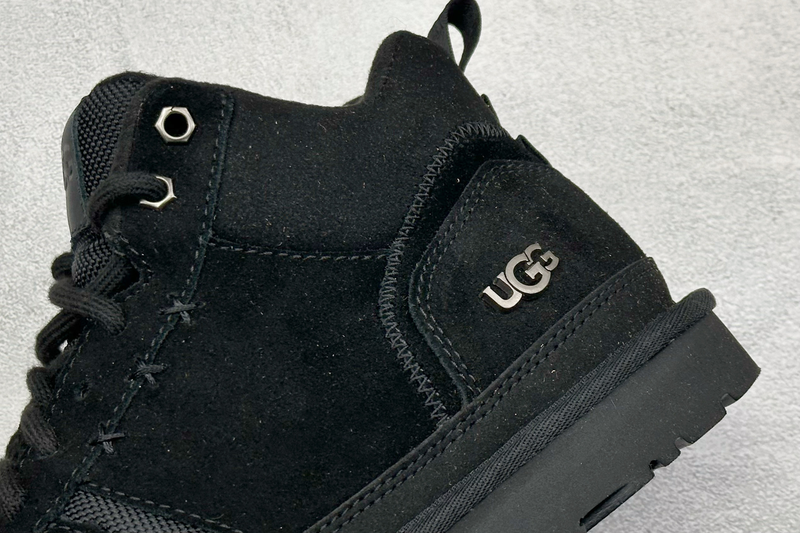 UGG Classic UItra 海澜德 保暖加绒圆头舒适 雪地靴 1144054