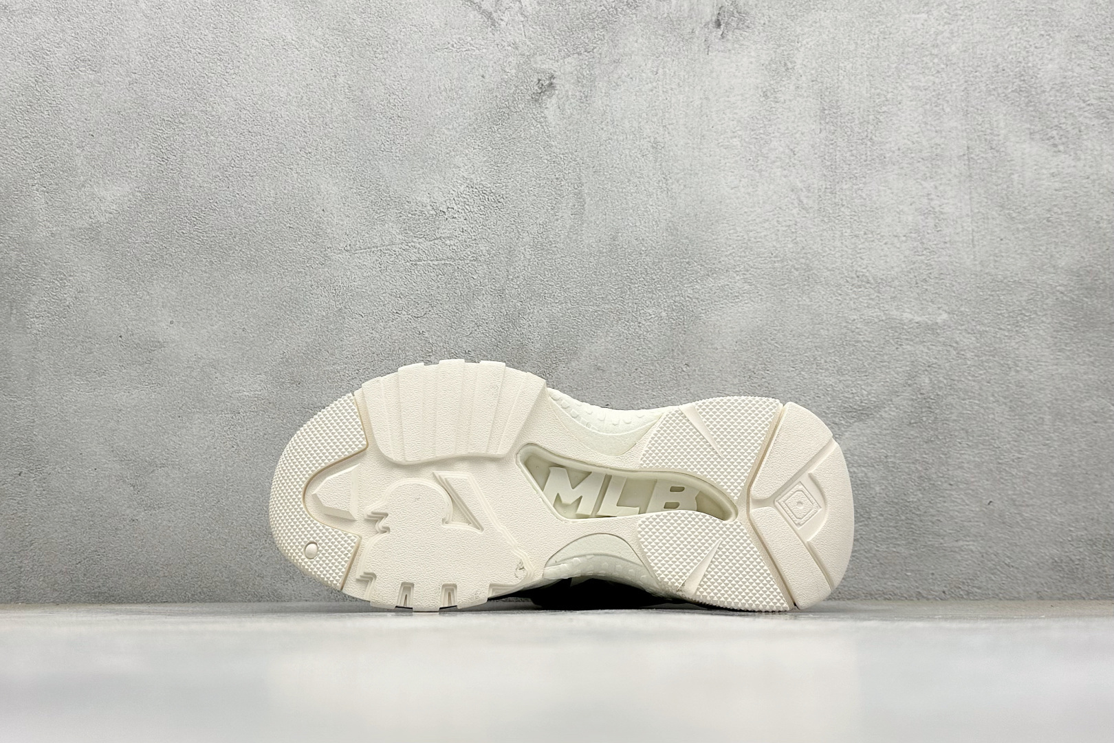 MLB NY 印花网红老爹鞋 定制涂鸦恶作剧 内增高6cm 3ASHC101N