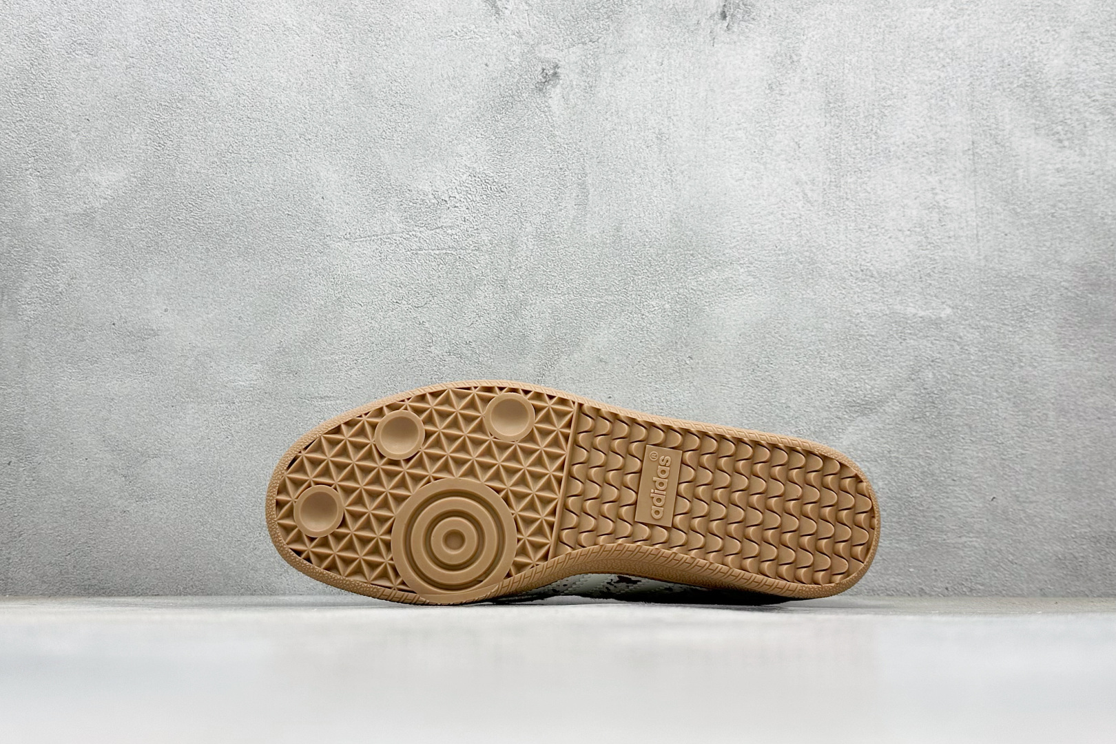 200 Adidas originals Samba LT 棕白 桑巴舞系列复古经典轻便板鞋 JS3931