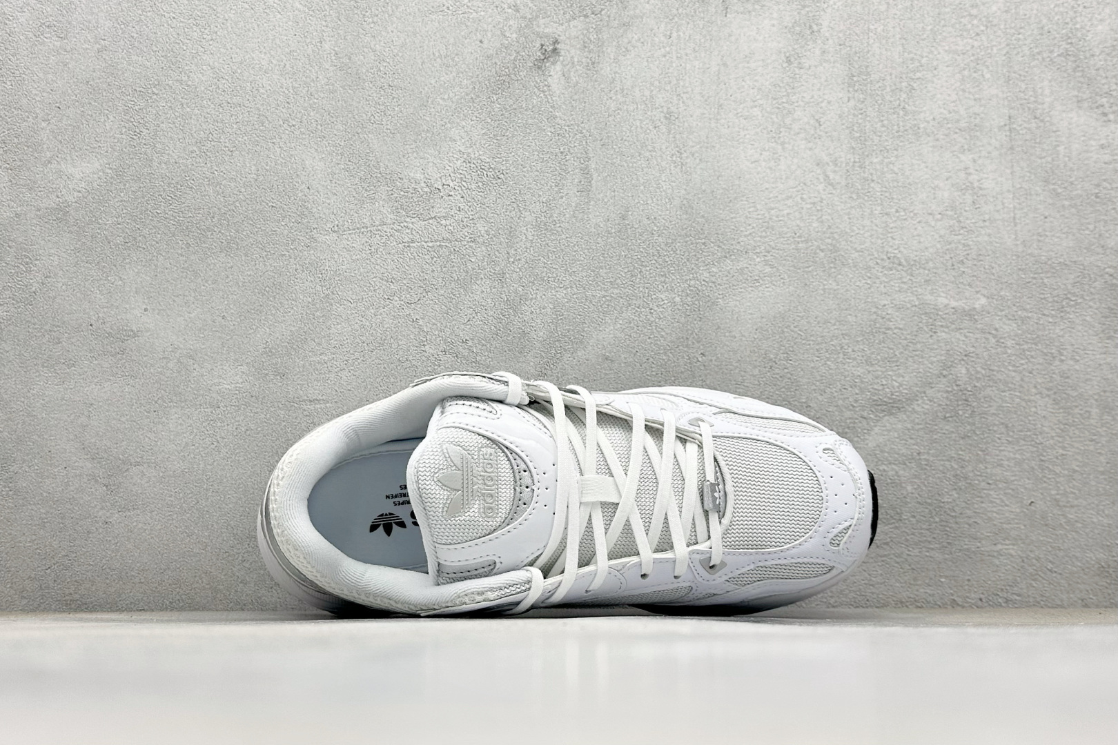 180 AD Originals Astir 复古运动休闲老爹慢跑鞋 GY5565