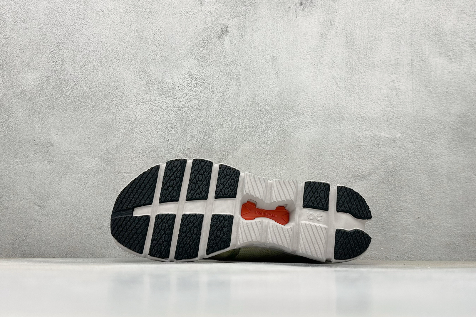 180 RS版CloudvistaX4 全新综合体能训练运动鞋 3ME3004