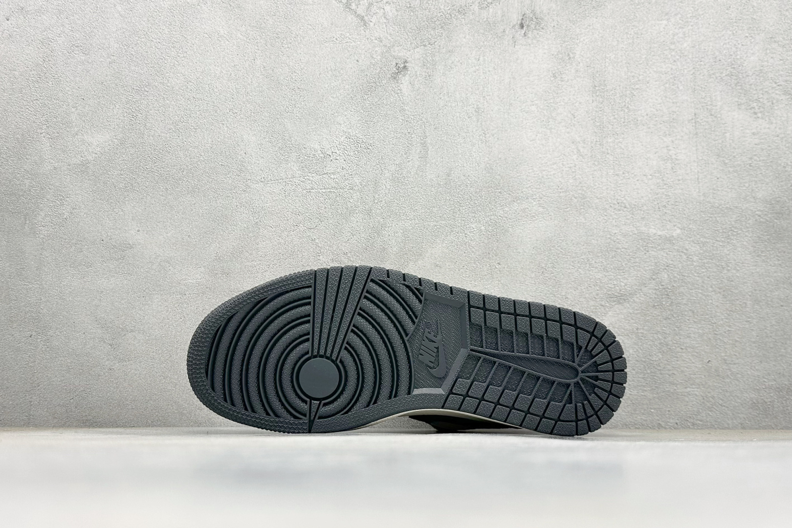 280 Air Jordan 1 Low AJ1乔1低帮休闲板鞋 QD1988-007