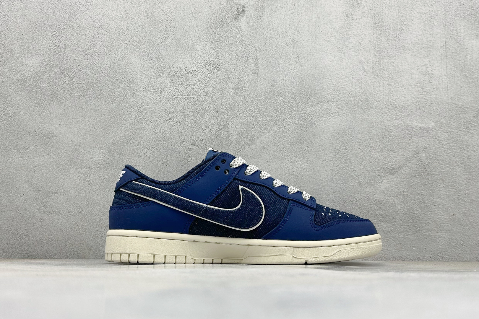180 Nike SB Dunk Low “Supreme联名—帆布深蓝”高端定制 低帮休闲板鞋 XD1588-222