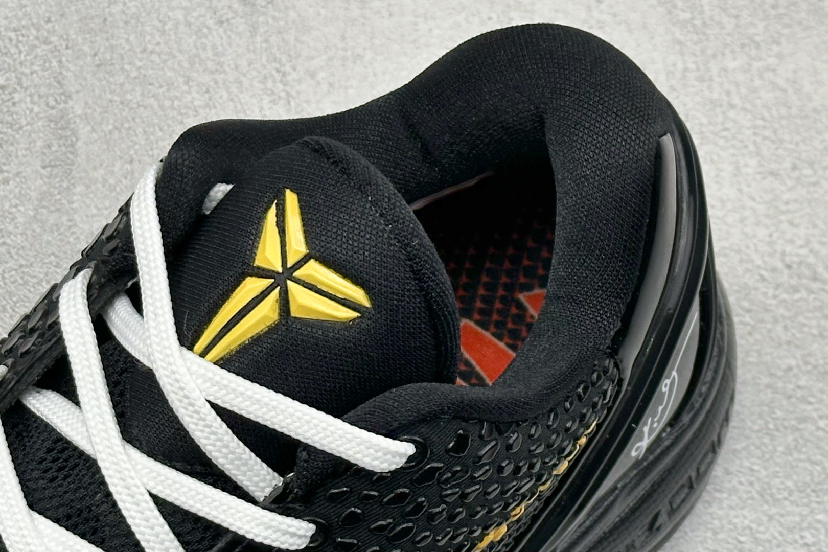 260 CK版NK Zoom Kobe 6 科比六代 前后气垫加持 PE2025-103