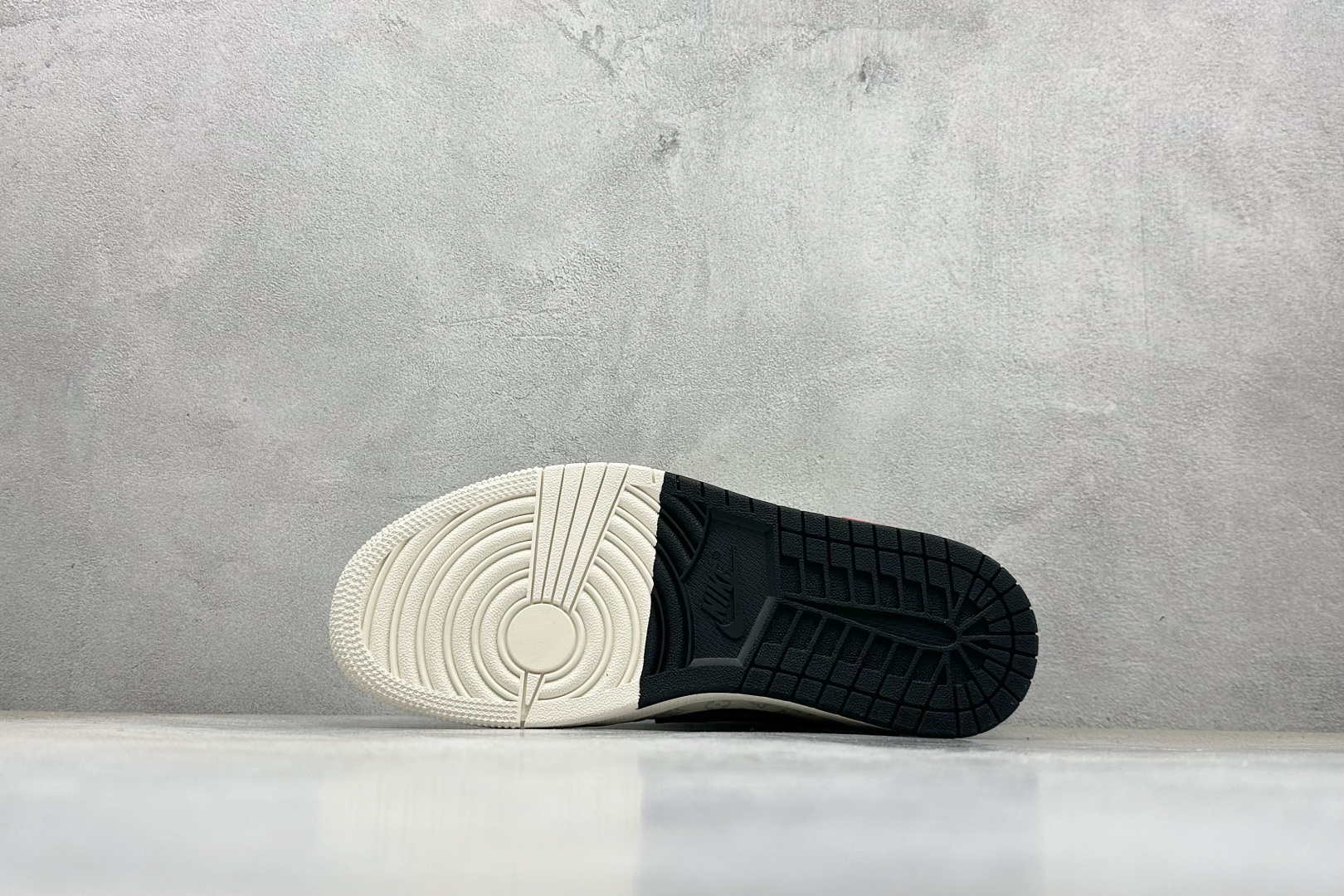 280 XC版Travis Scott x Fragment Design x Air Jordan 1 Low SP AJ1 乔1双拼黑花勾 低帮文化休闲板鞋 CX5050-Y27