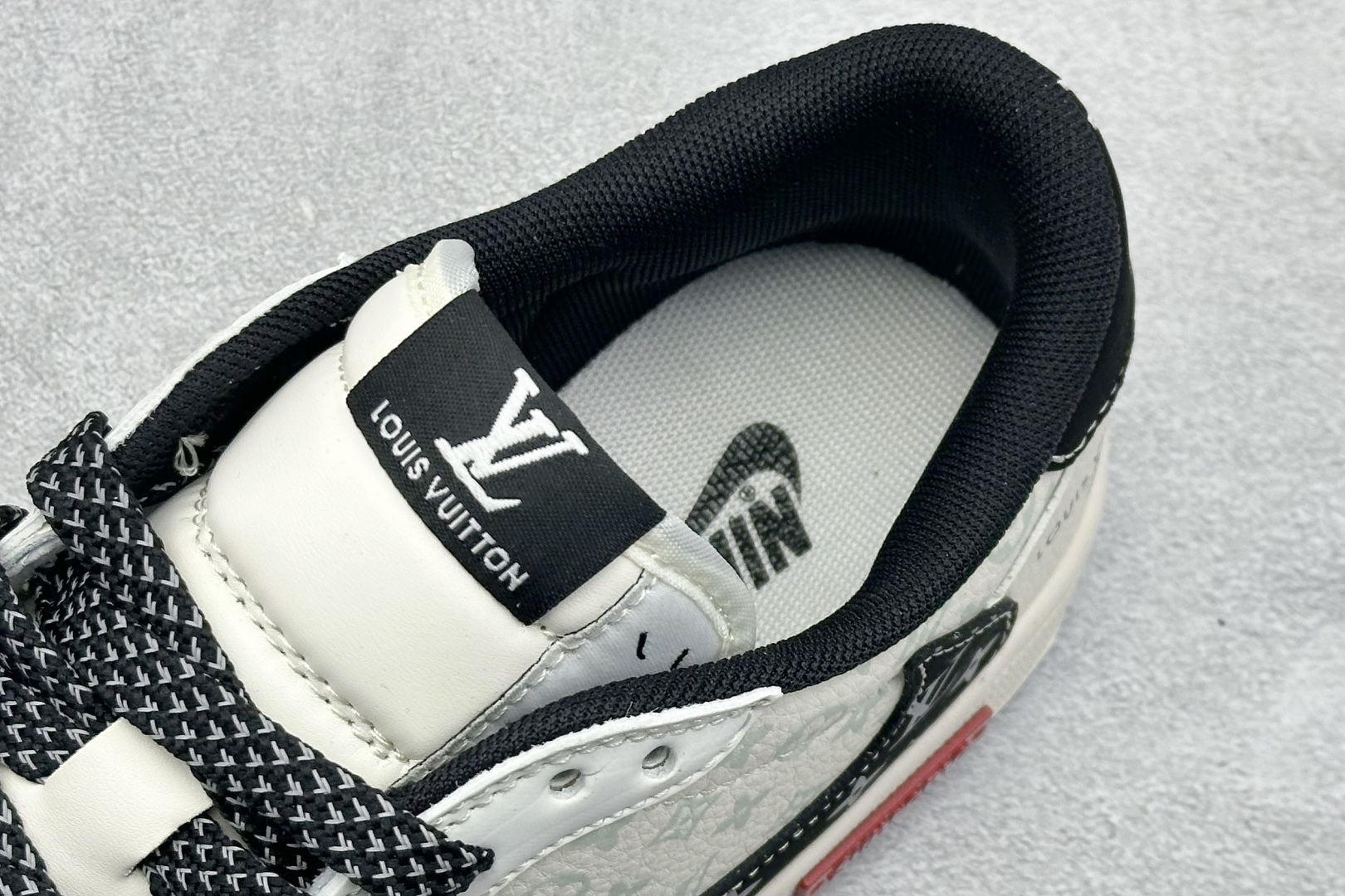 280 XC版Travis Scott x Fragment Design x Air Jordan 1 Low SP AJ1 乔1双拼黑花勾 低帮文化休闲板鞋 CX5050-Y27