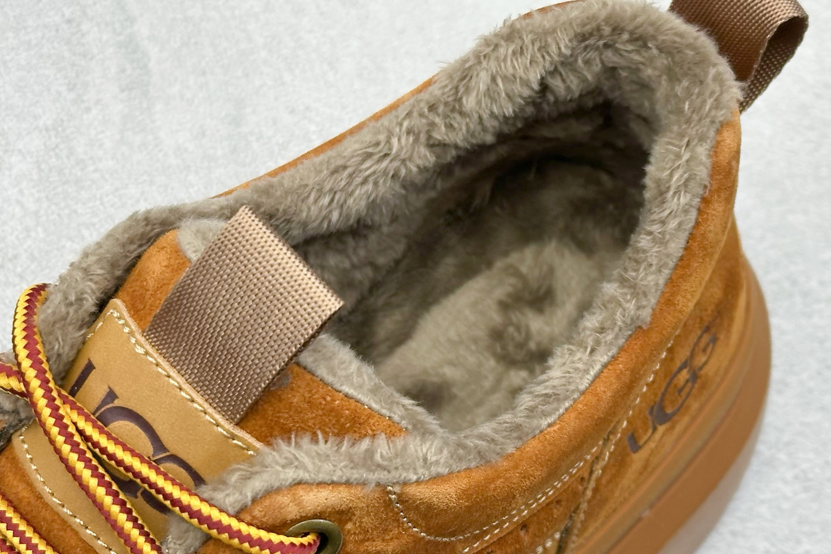 280 UGG Tasman Weather Hybrid 塔斯曼混合系列轻量休闲鞋 U6336 尺码:39-44 编码:38-Chinese UA Cheap High Quatity Brand Clothes Bags handbags Sneakers wholesale wholesaler seller from China Factory suppliers Fashion Clothing Shoes best Quality Beautiful Price 280 UGG Tasman Weather Hybrid 塔斯曼混合系列轻量休闲鞋 U6336 尺码:39-44 编码:38