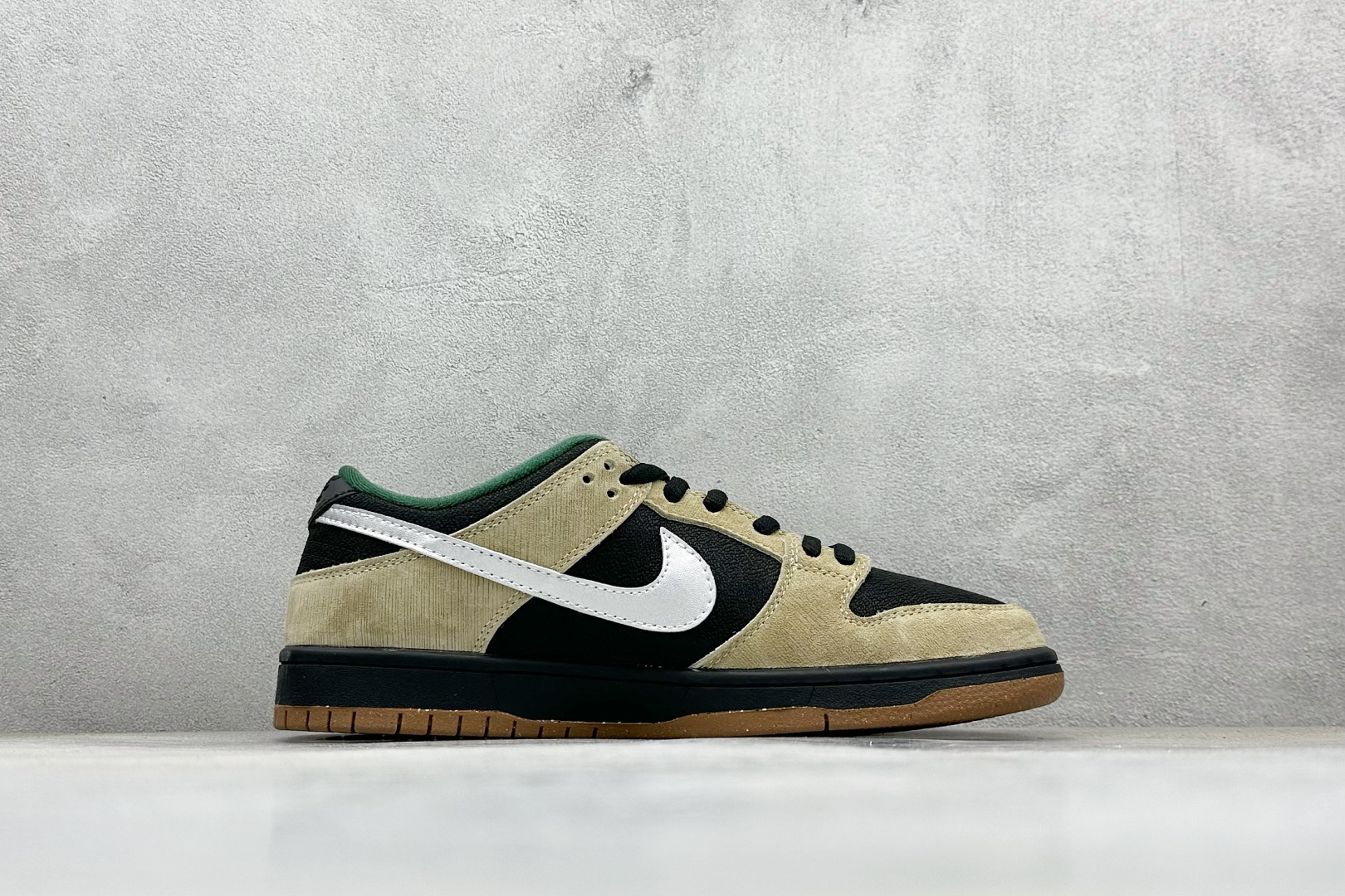 Nike SB Dunk Low PRO 棕黑 FQ7585-200