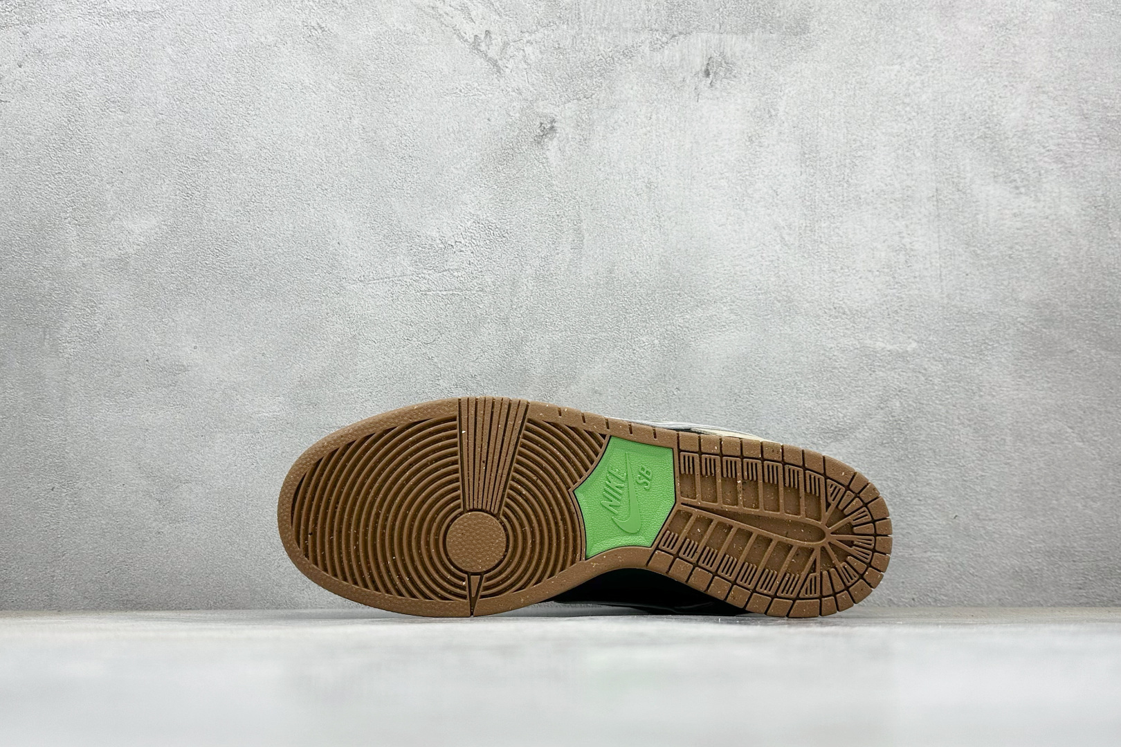 Nike SB Dunk Low PRO 棕黑 FQ7585-200