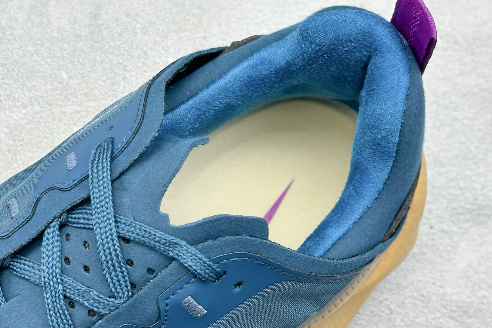 HYEIN SEO x Nike Ava Rover Ava Rover 联名鞋 DX4215-404