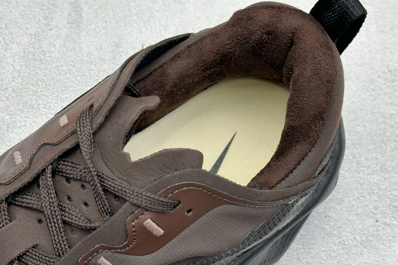 HYEIN SEO x Nike Ava Rover Ava Rover 联名鞋 DX4215-206