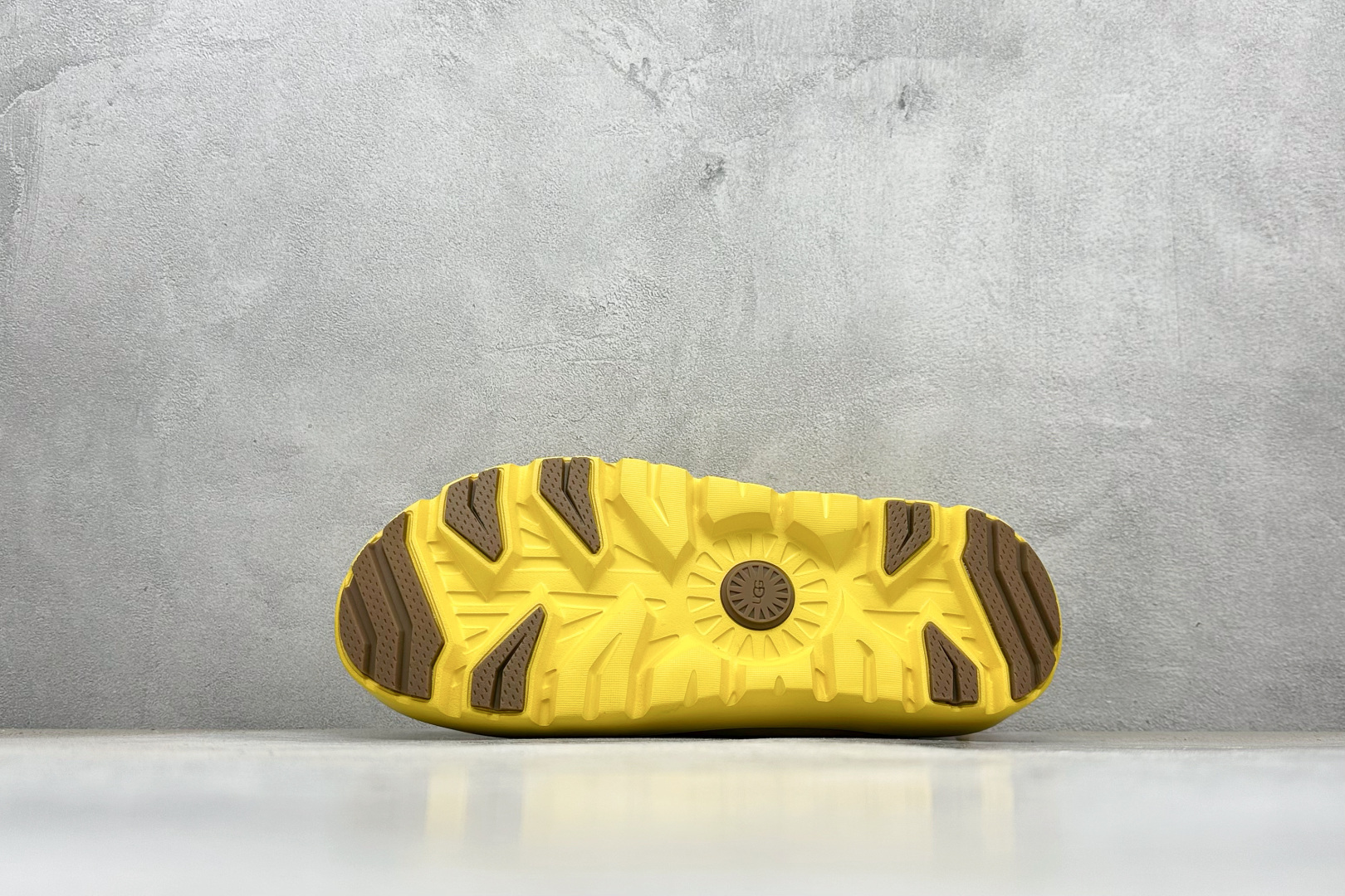 250 UGG 2025秋冬新品 机能撞色 1144096-Chinese UA Cheap High Quatity Brand Clothes Bags handbags Sneakers wholesale wholesaler seller from China Factory suppliers Fashion Clothing Shoes best Quality Beautiful Price 250 UGG 2025秋冬新品 机能撞色 1144096