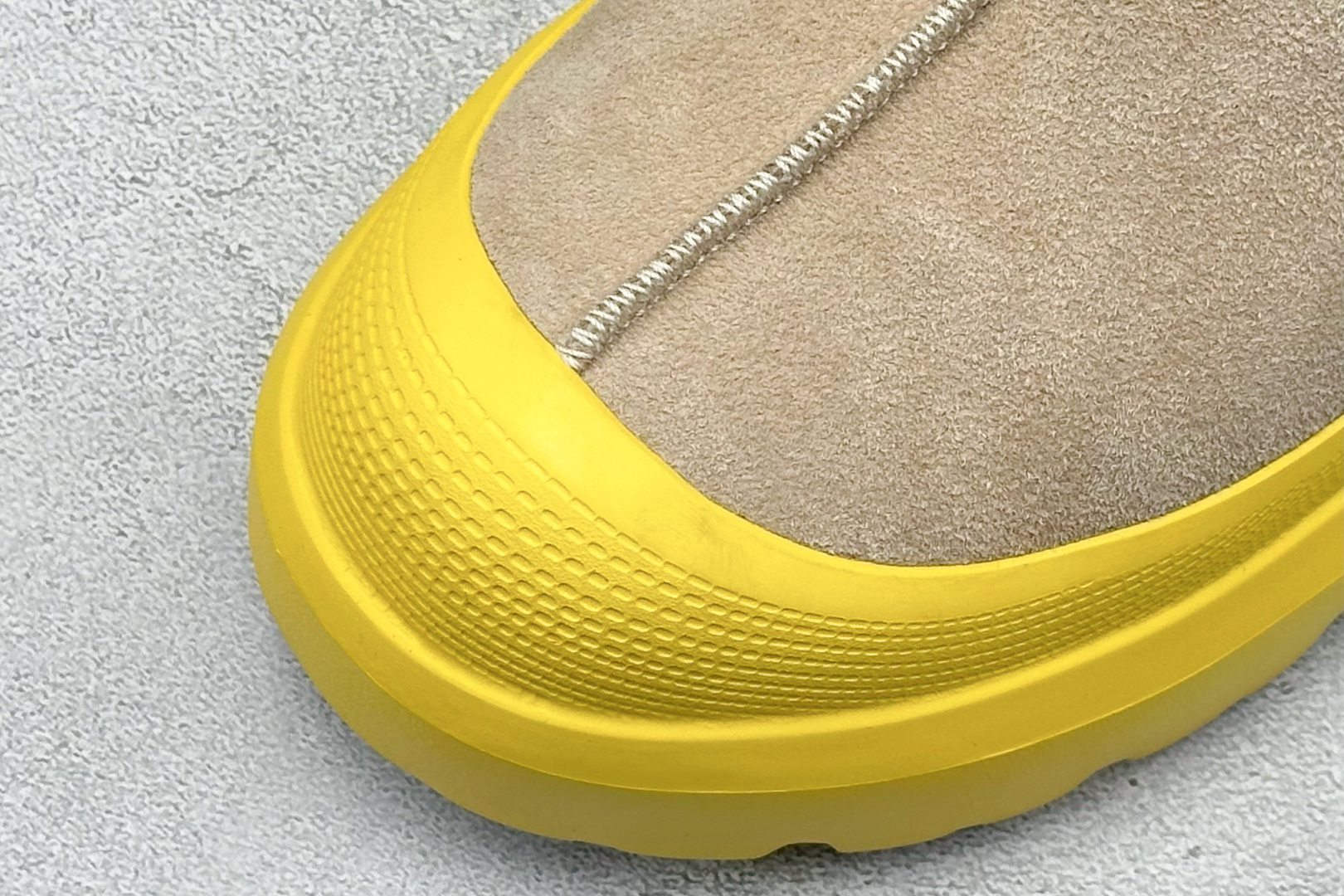 250 UGG 2025秋冬新品 机能撞色 1144096-Chinese UA Cheap High Quatity Brand Clothes Bags handbags Sneakers wholesale wholesaler seller from China Factory suppliers Fashion Clothing Shoes best Quality Beautiful Price 250 UGG 2025秋冬新品 机能撞色 1144096