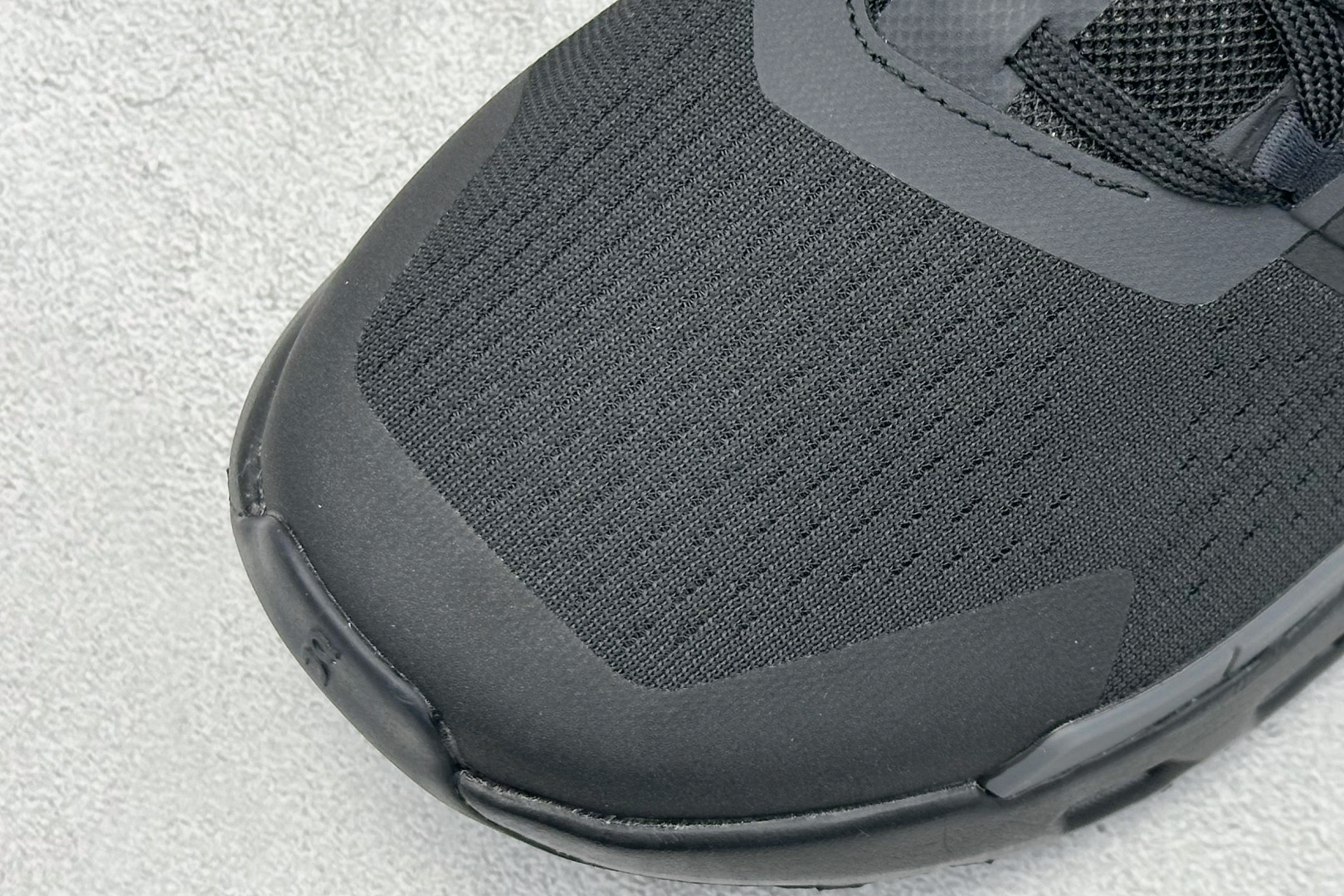 200 On昂跑 Cloudpulse 户外街头机能风跑步鞋 3MD3006