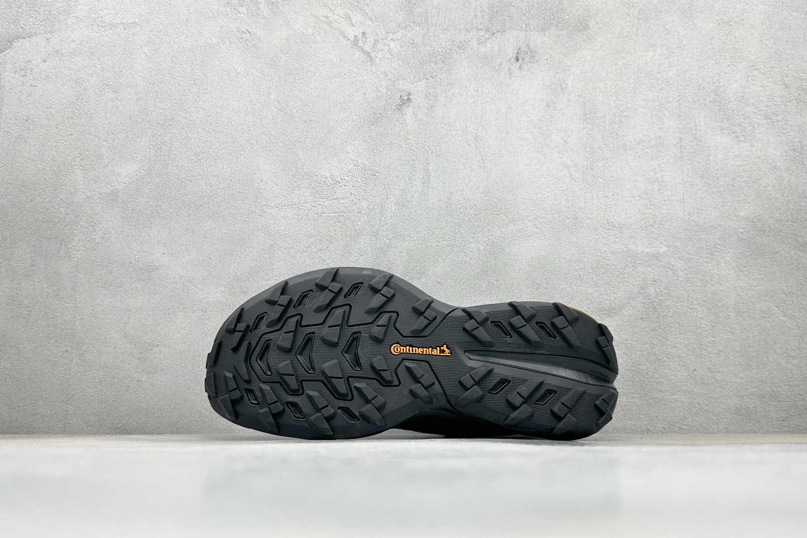 Adidas TERREX FREEHIKER SL GTX 阿迪达斯 系带缓震轻质舒适百搭运动鞋 HQ4885-High Quatity Cheap Brand wholesale wholesaler seller Clothes Bags handbags Sneakers Top Fashion Clothing Shoes from China Factory Chinese suppliers best Quality Beautiful Price Adidas TERREX FREEHIKER SL GTX 阿迪达斯 系带缓震轻质舒适百搭运动鞋 HQ4885