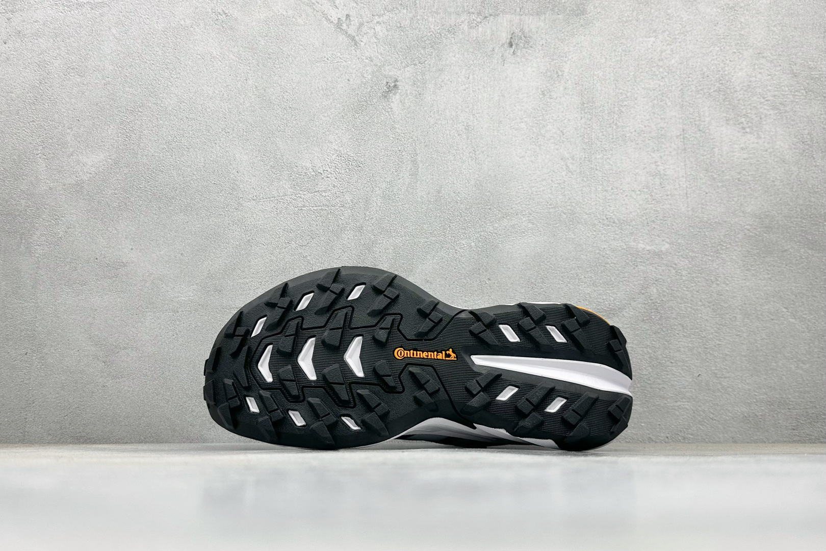 180 Adidas TERREX FREEHIKER SL GTX 阿迪达斯 系带缓震轻质舒适百搭运动鞋 HQ4886-Chinese UA Cheap High Quatity Brand Clothes Bags handbags Sneakers wholesale wholesaler seller from China Factory suppliers Fashion Clothing Shoes best Quality Beautiful Price 180 Adidas TERREX FREEHIKER SL GTX 阿迪达斯 系带缓震轻质舒适百搭运动鞋 HQ4886