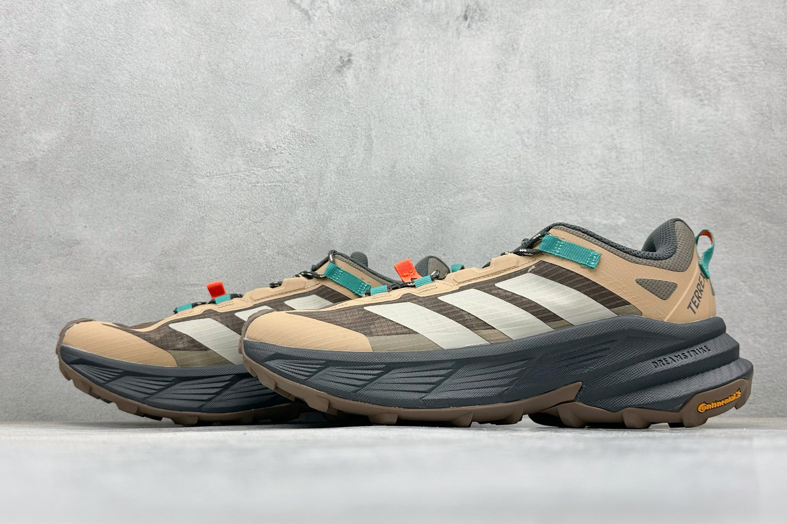 180 Adidas TERREX FREEHIKER SL GTX 阿迪达斯 系带缓震轻质舒适百搭运动鞋 JP6866-Chinese UA Cheap High Quatity Brand Clothes Bags handbags Sneakers wholesale wholesaler seller from China Factory suppliers Fashion Clothing Shoes best Quality Beautiful Price 180 Adidas TERREX FREEHIKER SL GTX 阿迪达斯 系带缓震轻质舒适百搭运动鞋 JP6866