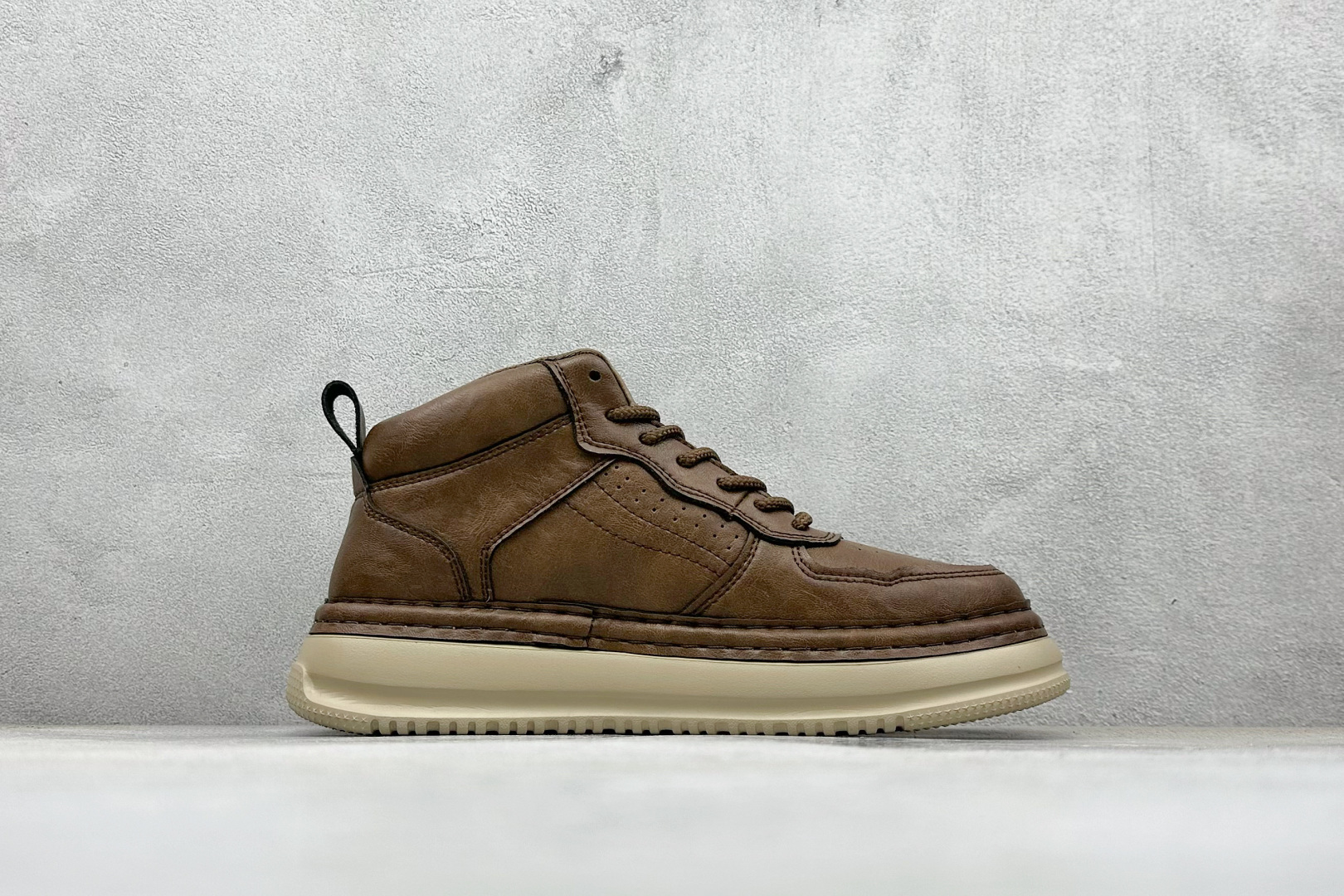 220 Timberland 天伯伦/添柏岚 2025秋冬新款 经典高帮休闲男鞋 TB9985-Chinese UA Cheap High Quatity Brand Clothes Bags handbags Sneakers wholesale wholesaler seller from China Factory suppliers Fashion Clothing Shoes best Quality Beautiful Price 220 Timberland 天伯伦/添柏岚 2025秋冬新款 经典高帮休闲男鞋 TB9985