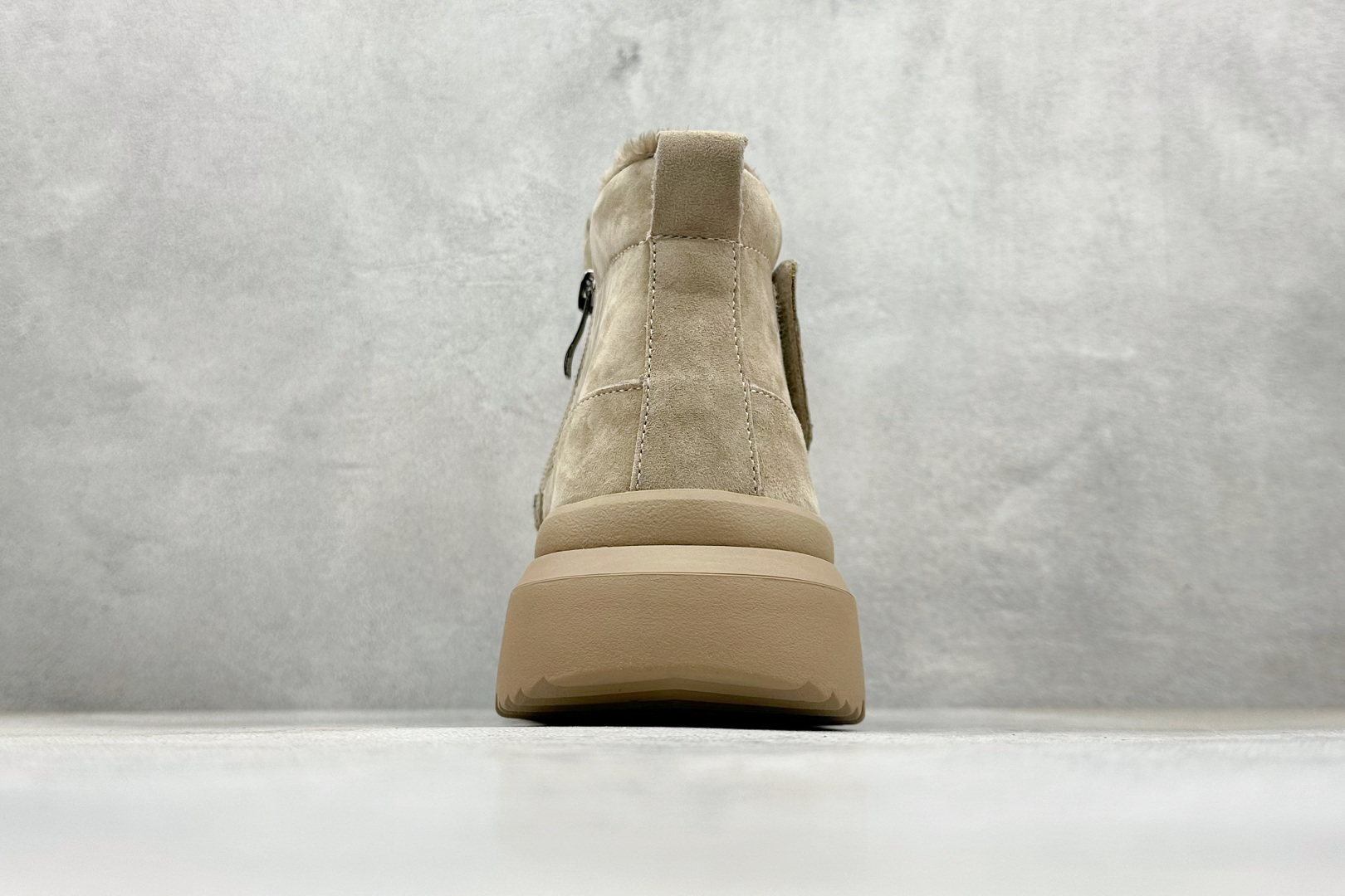 280 美国轻奢品牌 UGG Tasman Weather Hybrid 塔斯曼混合系列轻量休闲鞋 U6337