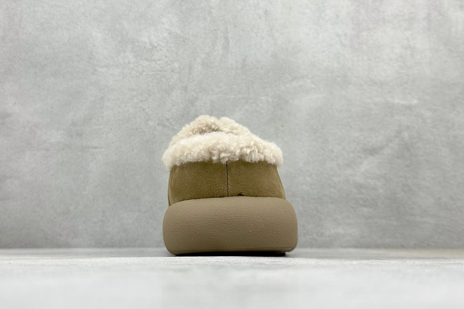 240 UGG Elea Slip-On 舒适简约 橡胶底 加绒防磨包头拖鞋 1116088