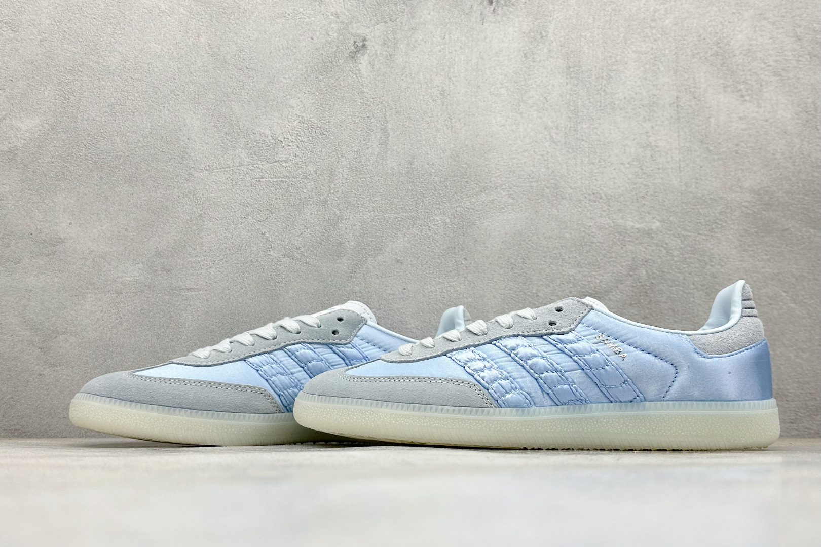 160 Addis Original Samba 复古桑巴板鞋 HQ5160