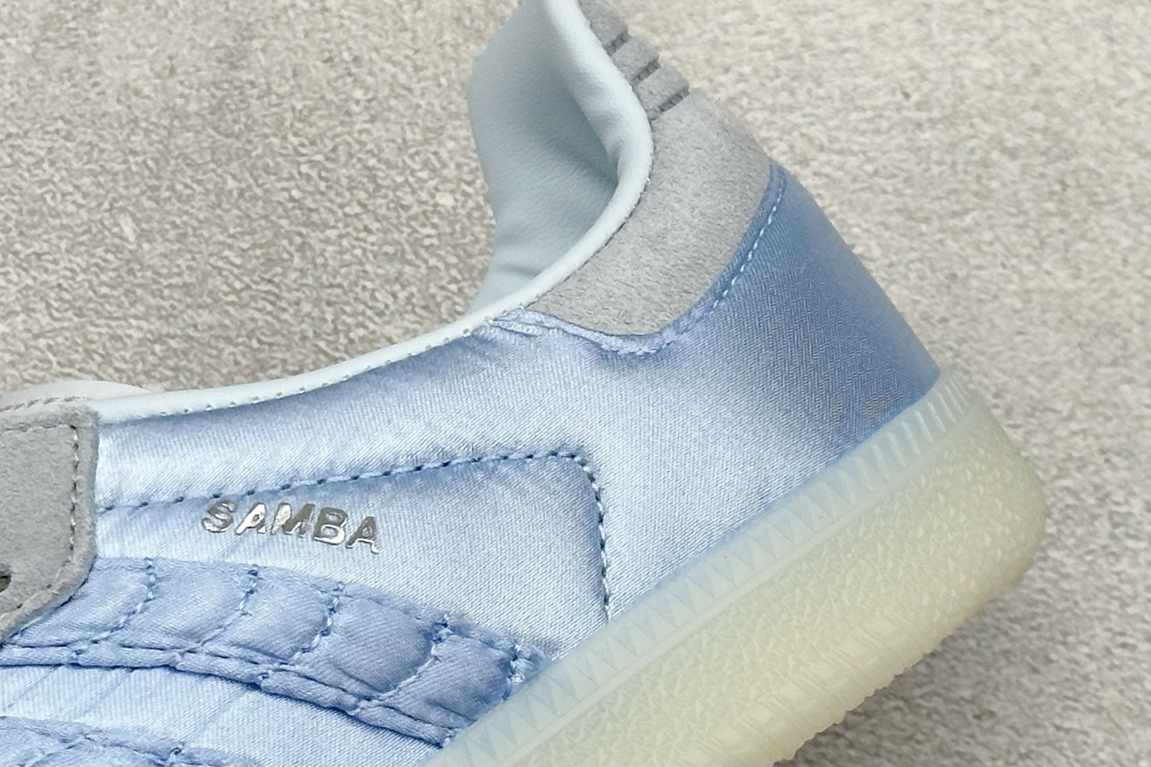 160 Addis Original Samba 复古桑巴板鞋 HQ5160