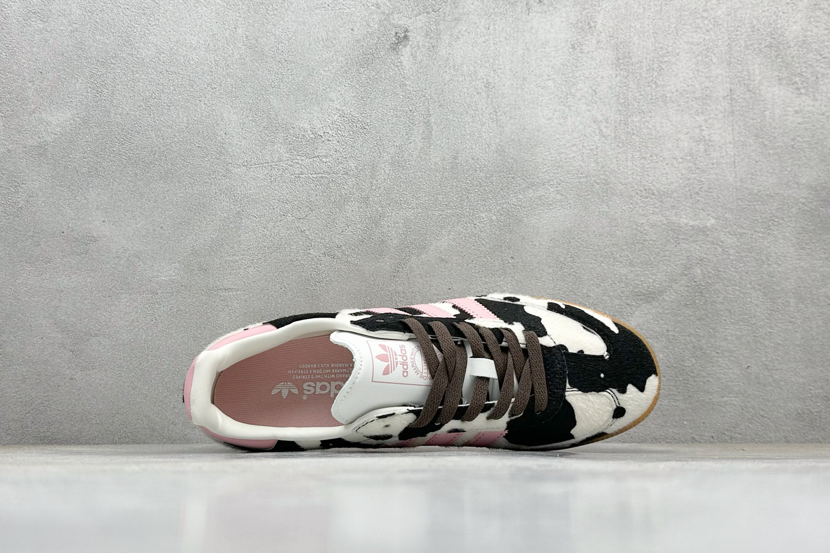 140 Addis Original Samba 复古桑巴板鞋 KK2239