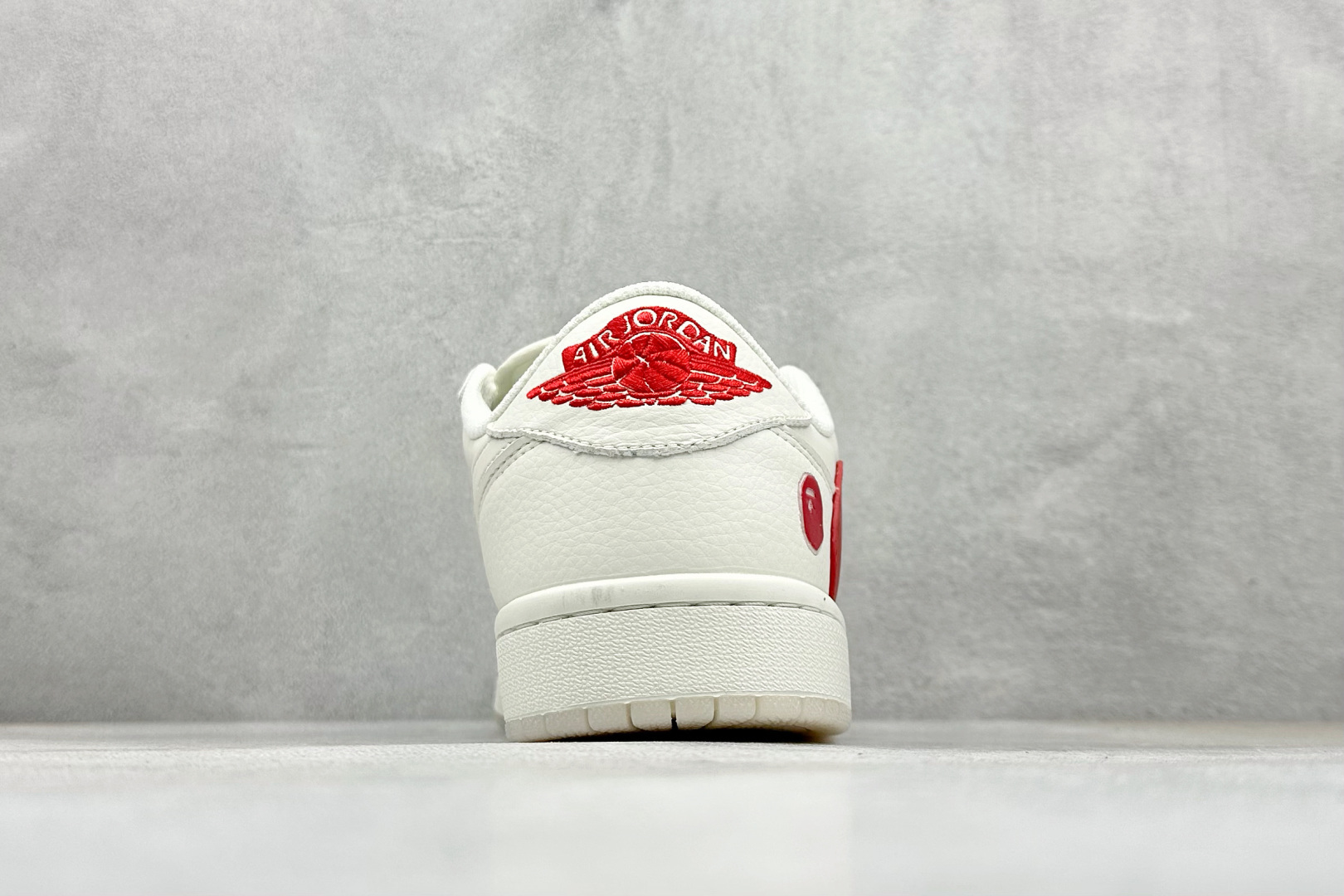 Travis Scott x Fragment Design x Jordan Air Jordan 1 Low SP Bape联名——“白红” DM7866-101