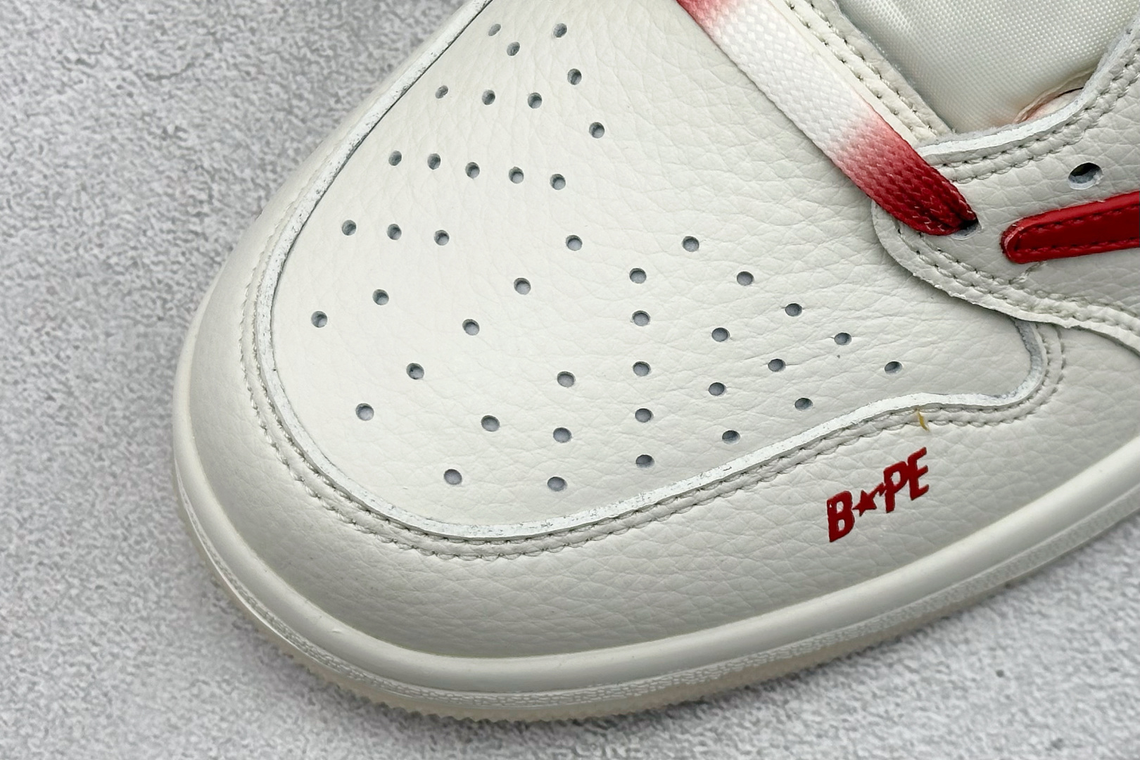 Travis Scott x Fragment Design x Jordan Air Jordan 1 Low SP Bape联名——“白红” DM7866-101