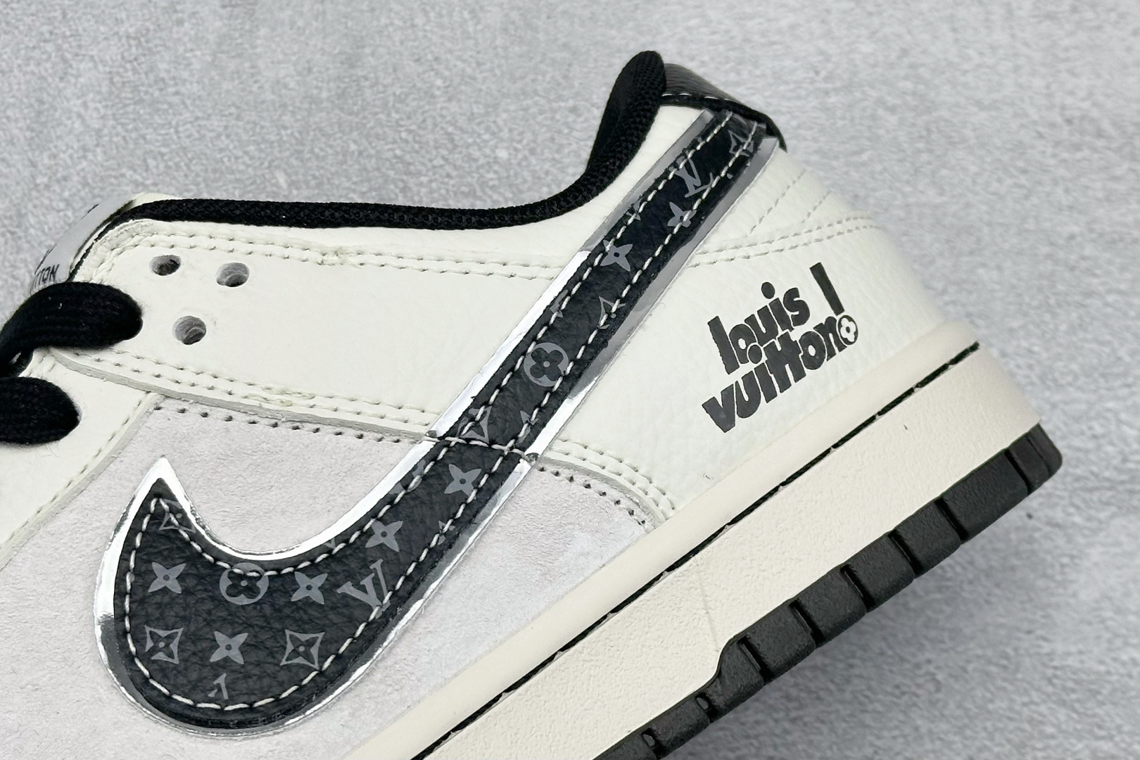 Nike SB Dunk Low x Louis Vuitton 白灰黑 HS2506-238