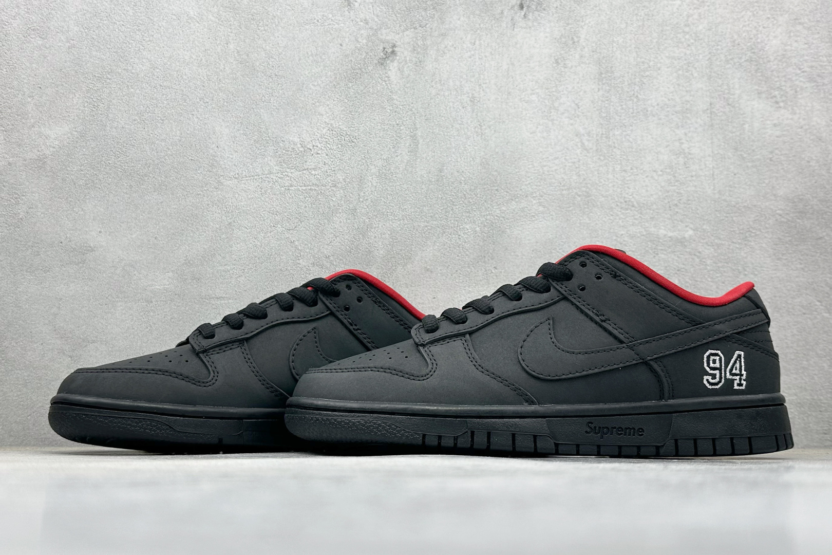 Supreme x 94Nike Dunk SB Dunk Low 联名黑色 低帮休闲滑板鞋 HQ8487-001