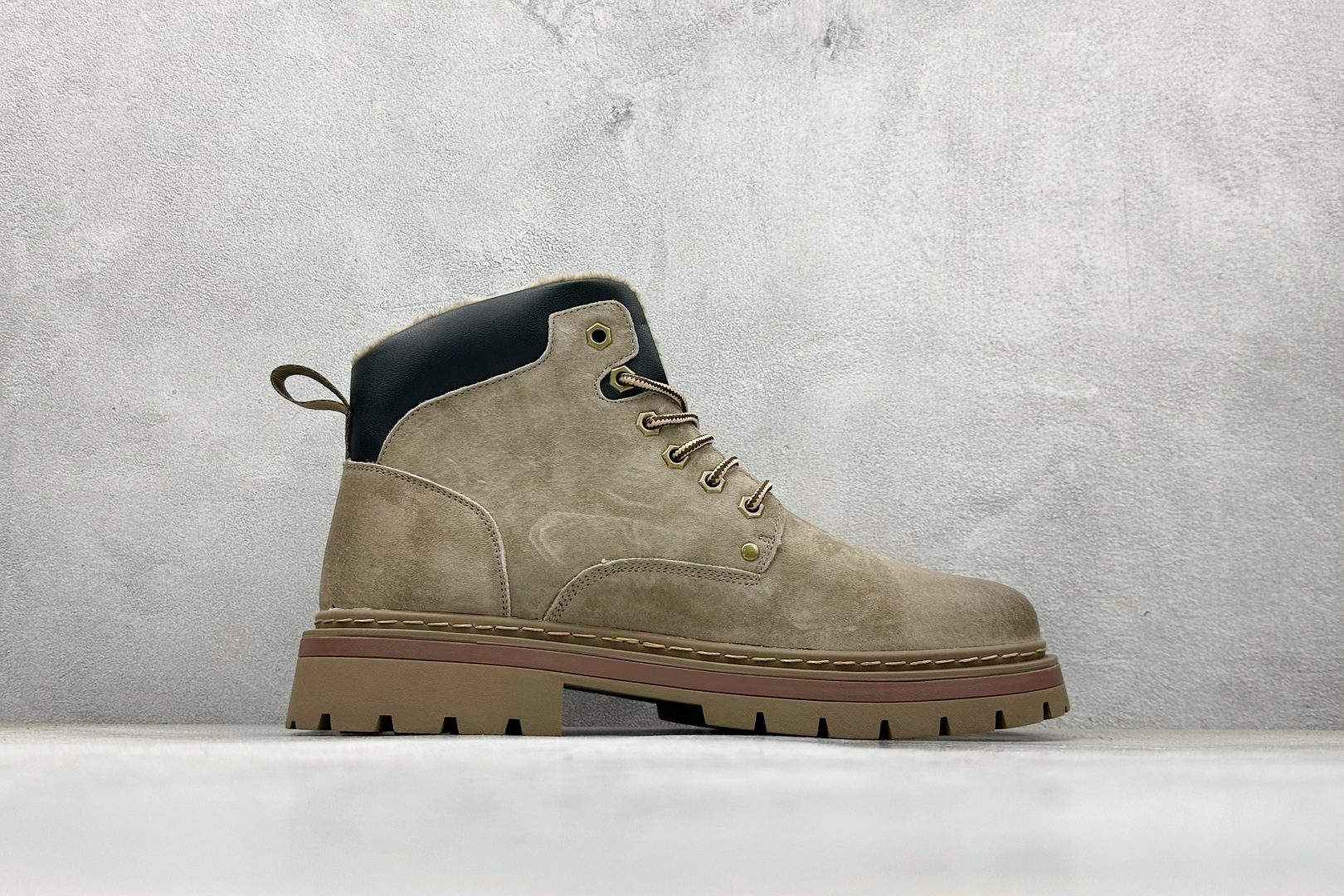 320 Timberland添柏岚/天伯伦秋冬新品（毛绒内里保暖锁热）秋冬必备户外休闲大黄靴系列 TB10039