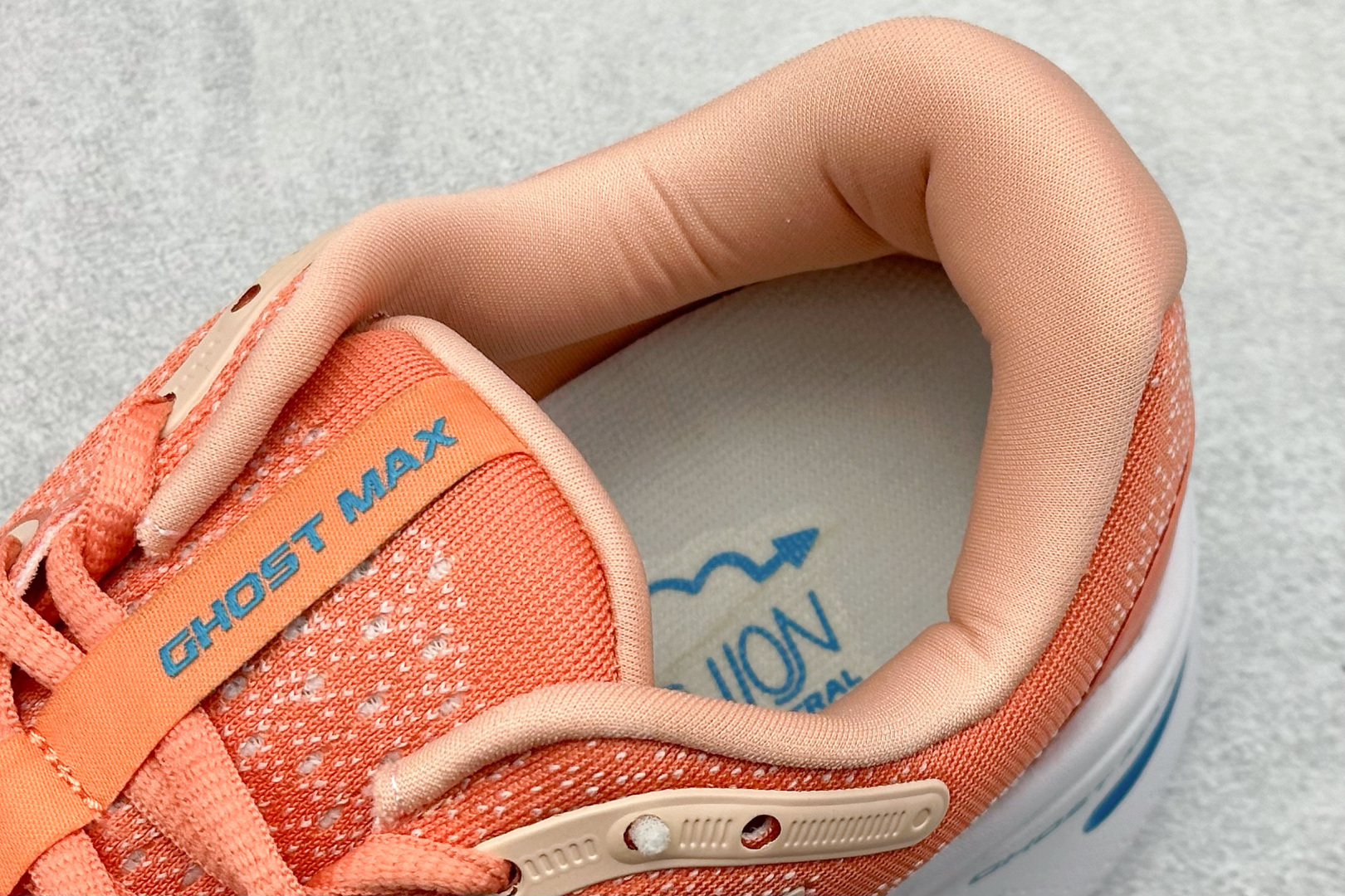 190 Brooks布鲁克斯 Ghost 网面时尚 网布耐磨透气 低帮 休闲跑步鞋 120395-1B-818