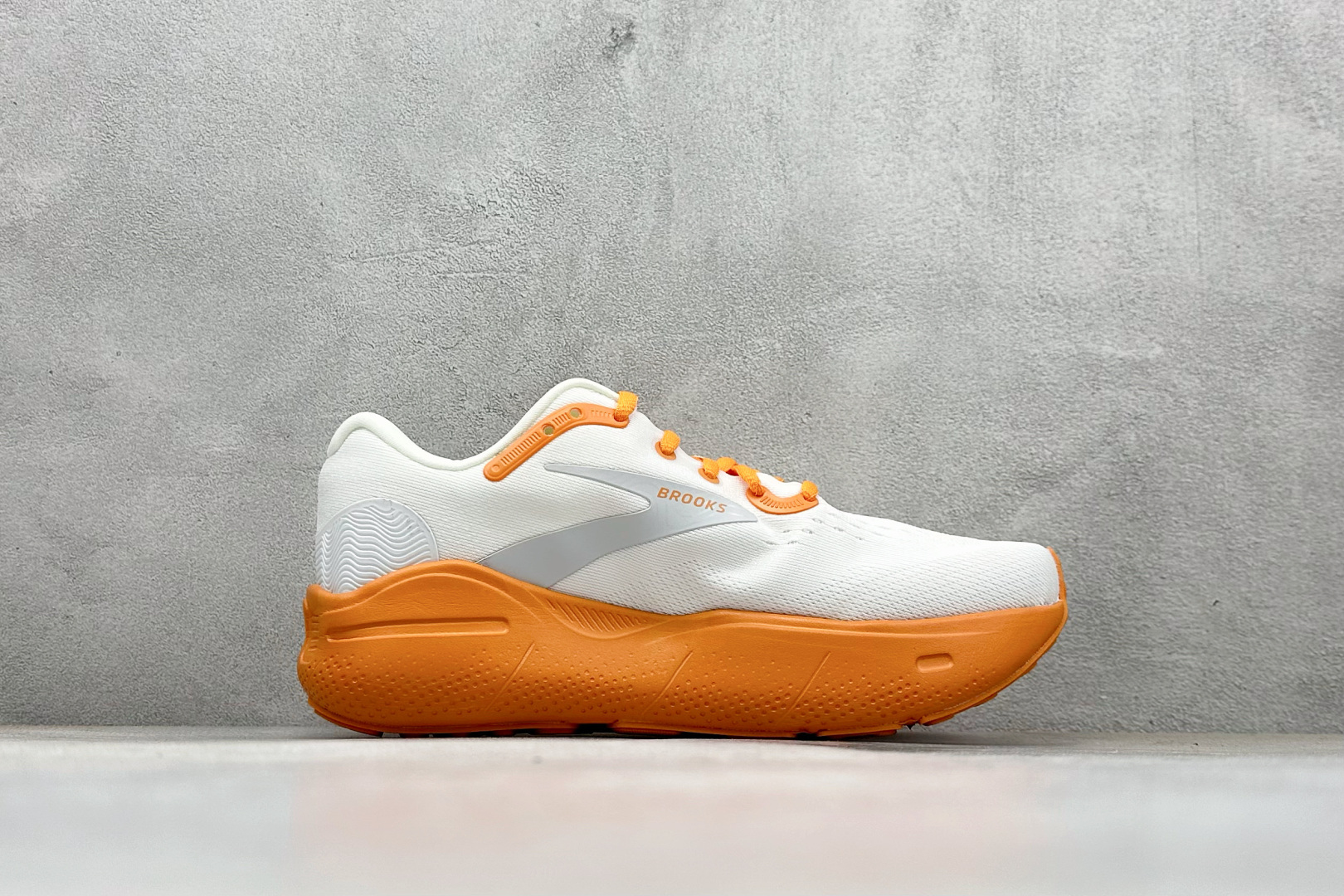 190 Brooks布鲁克斯 Ghost 网面时尚 网布耐磨透气 低帮 休闲跑步鞋 110406-1D-189-Chinese UA Cheap High Quatity Brand Clothes Bags handbags Sneakers wholesale wholesaler seller from China Factory suppliers Fashion Clothing Shoes best Quality Beautiful Price 190 Brooks布鲁克斯 Ghost 网面时尚 网布耐磨透气 低帮 休闲跑步鞋 110406-1D-189