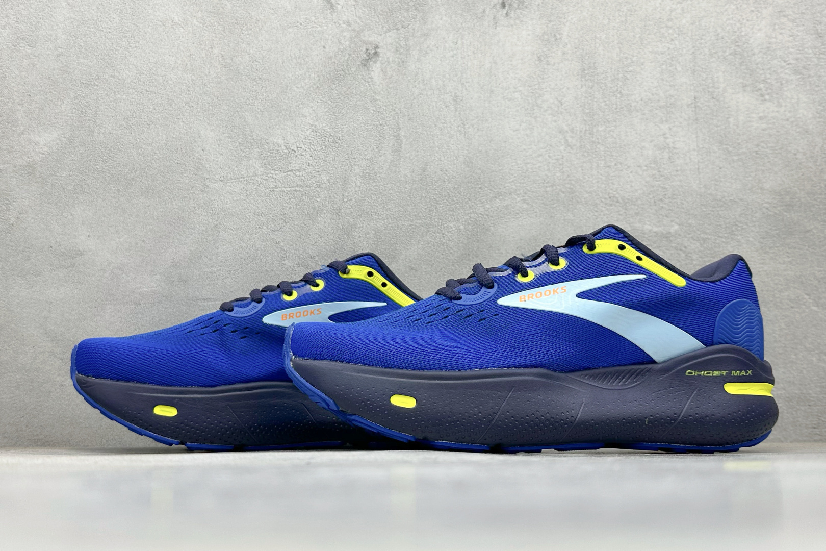 190 Brooks布鲁克斯 Ghost 网面时尚 网布耐磨透气 低帮 休闲跑步鞋 110406-470-Chinese UA Cheap High Quatity Brand Clothes Bags handbags Sneakers wholesale wholesaler seller from China Factory suppliers Fashion Clothing Shoes best Quality Beautiful Price 190 Brooks布鲁克斯 Ghost 网面时尚 网布耐磨透气 低帮 休闲跑步鞋 110406-470