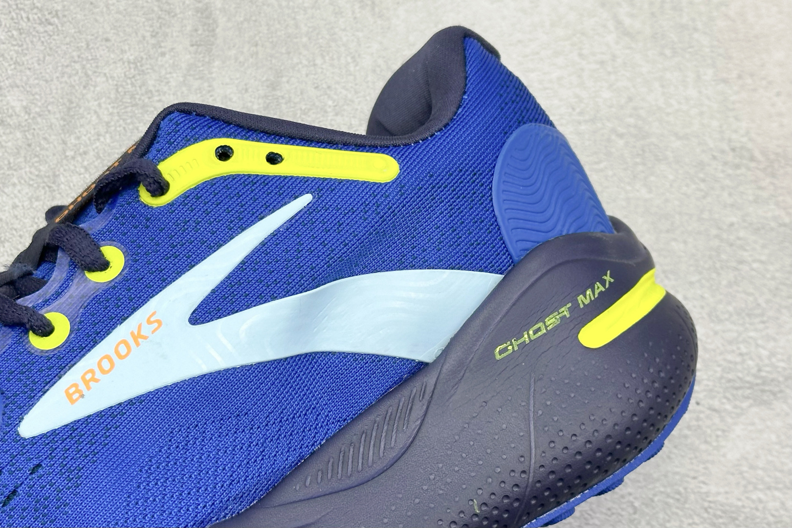 190 Brooks布鲁克斯 Ghost 网面时尚 网布耐磨透气 低帮 休闲跑步鞋 110406-470-Chinese UA Cheap High Quatity Brand Clothes Bags handbags Sneakers wholesale wholesaler seller from China Factory suppliers Fashion Clothing Shoes best Quality Beautiful Price 190 Brooks布鲁克斯 Ghost 网面时尚 网布耐磨透气 低帮 休闲跑步鞋 110406-470