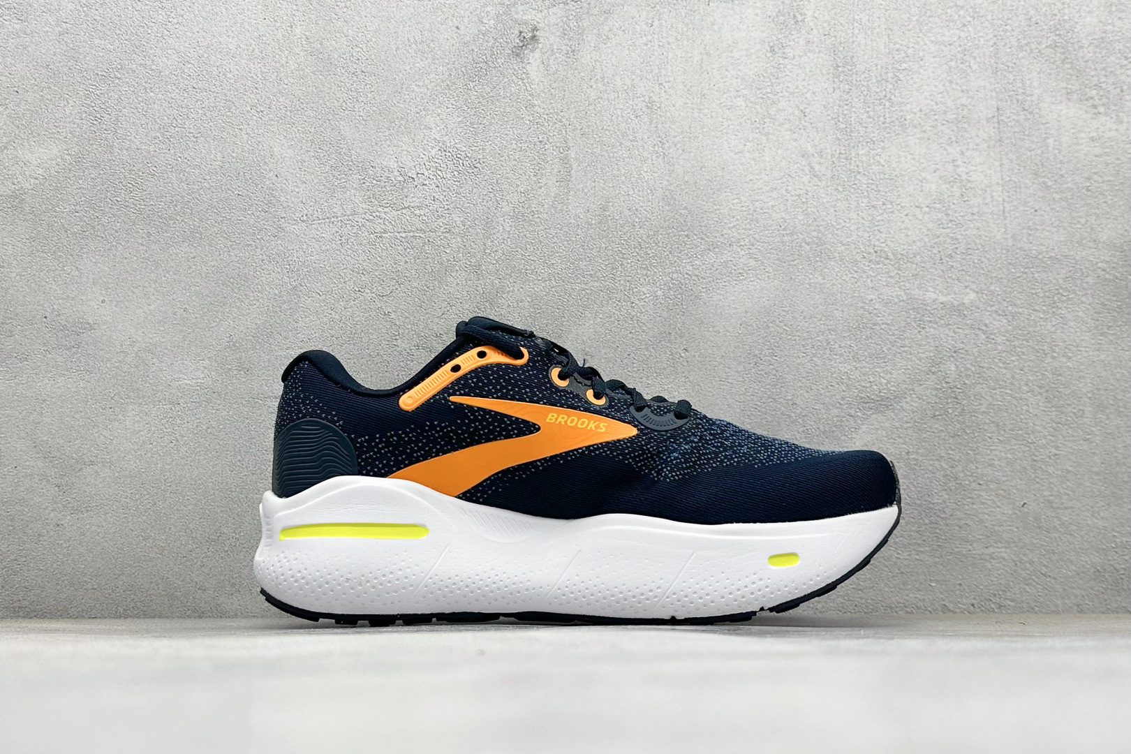 190 Brooks布鲁克斯 Ghost 网面时尚 网布耐磨透气 低帮 休闲跑步鞋 110406-1D-481-Chinese UA Cheap High Quatity Brand Clothes Bags handbags Sneakers wholesale wholesaler seller from China Factory suppliers Fashion Clothing Shoes best Quality Beautiful Price 190 Brooks布鲁克斯 Ghost 网面时尚 网布耐磨透气 低帮 休闲跑步鞋 110406-1D-481