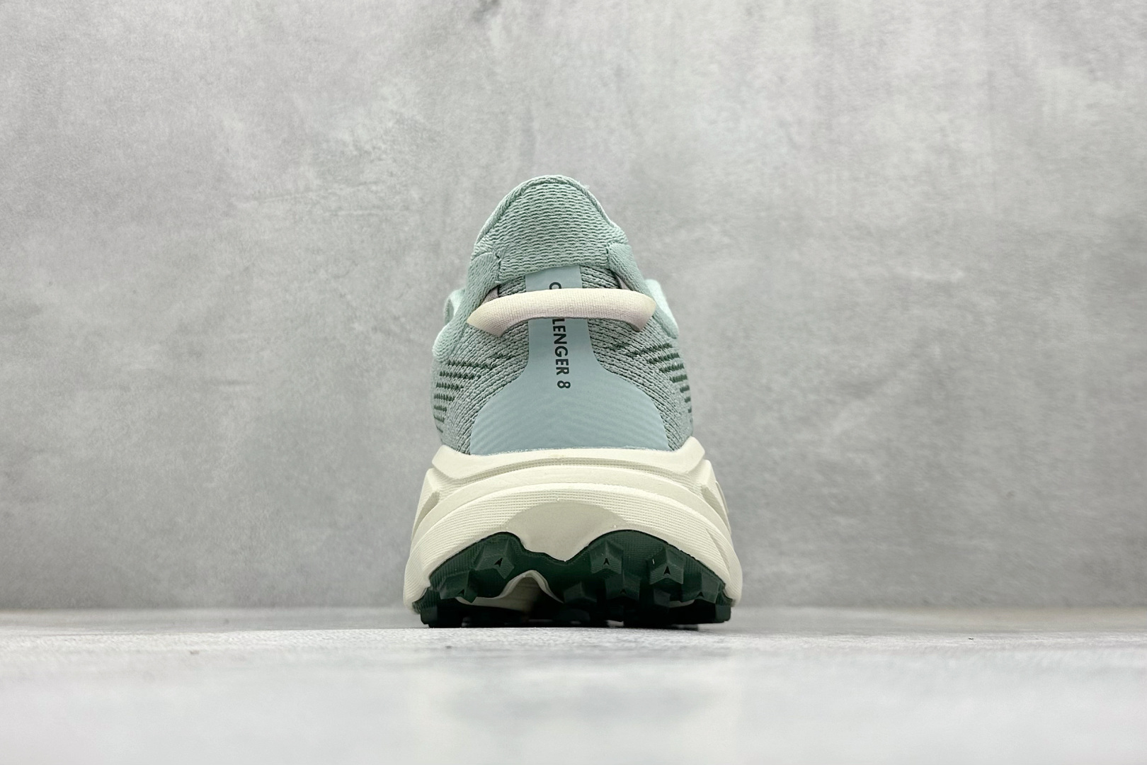 180 HOKA ONE ONE Challenger 8 织物减震防滑耐磨透气 低帮跑步鞋 1168716/J