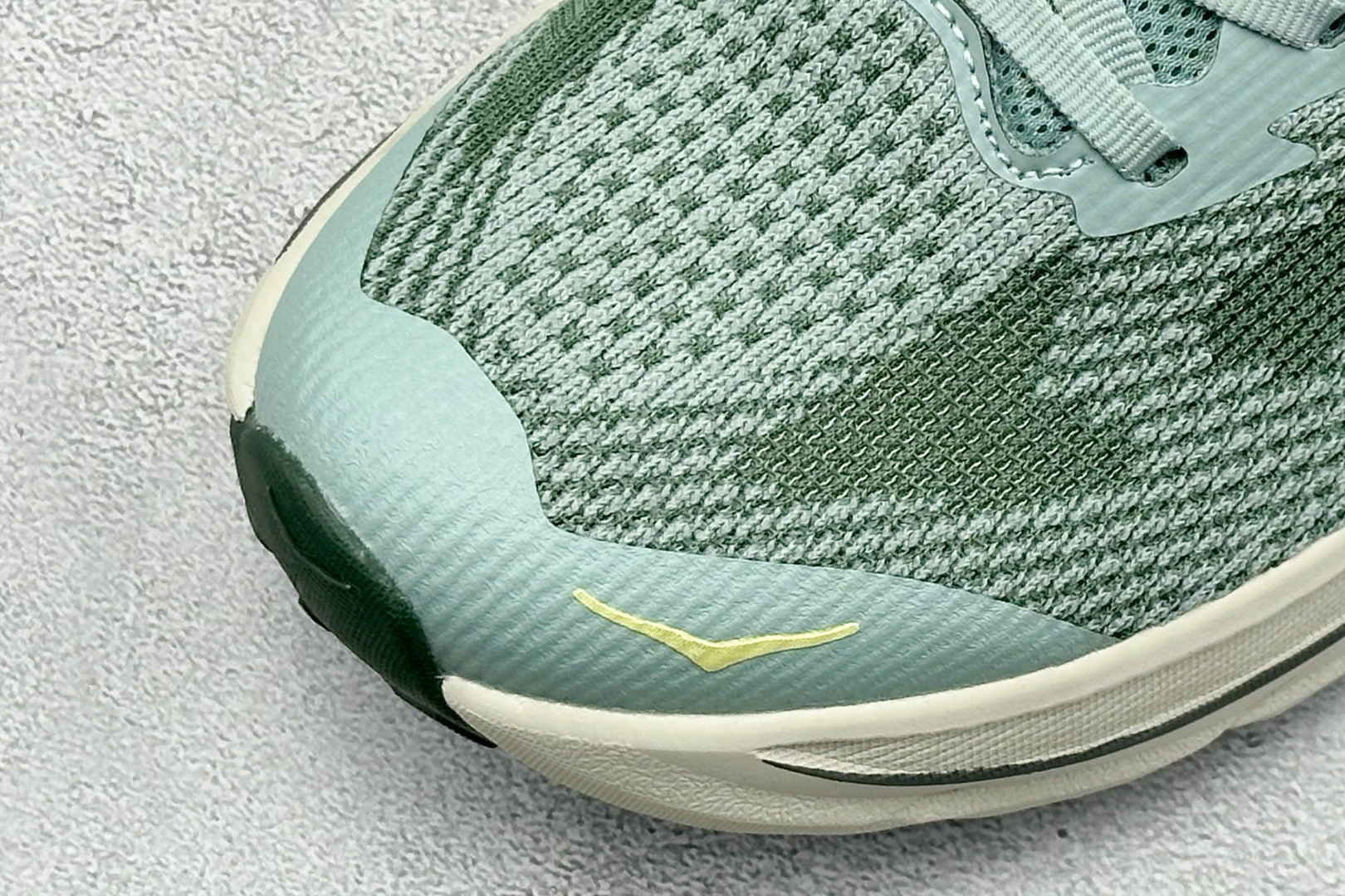 180 HOKA ONE ONE Challenger 8 织物减震防滑耐磨透气 低帮跑步鞋 1168716/J