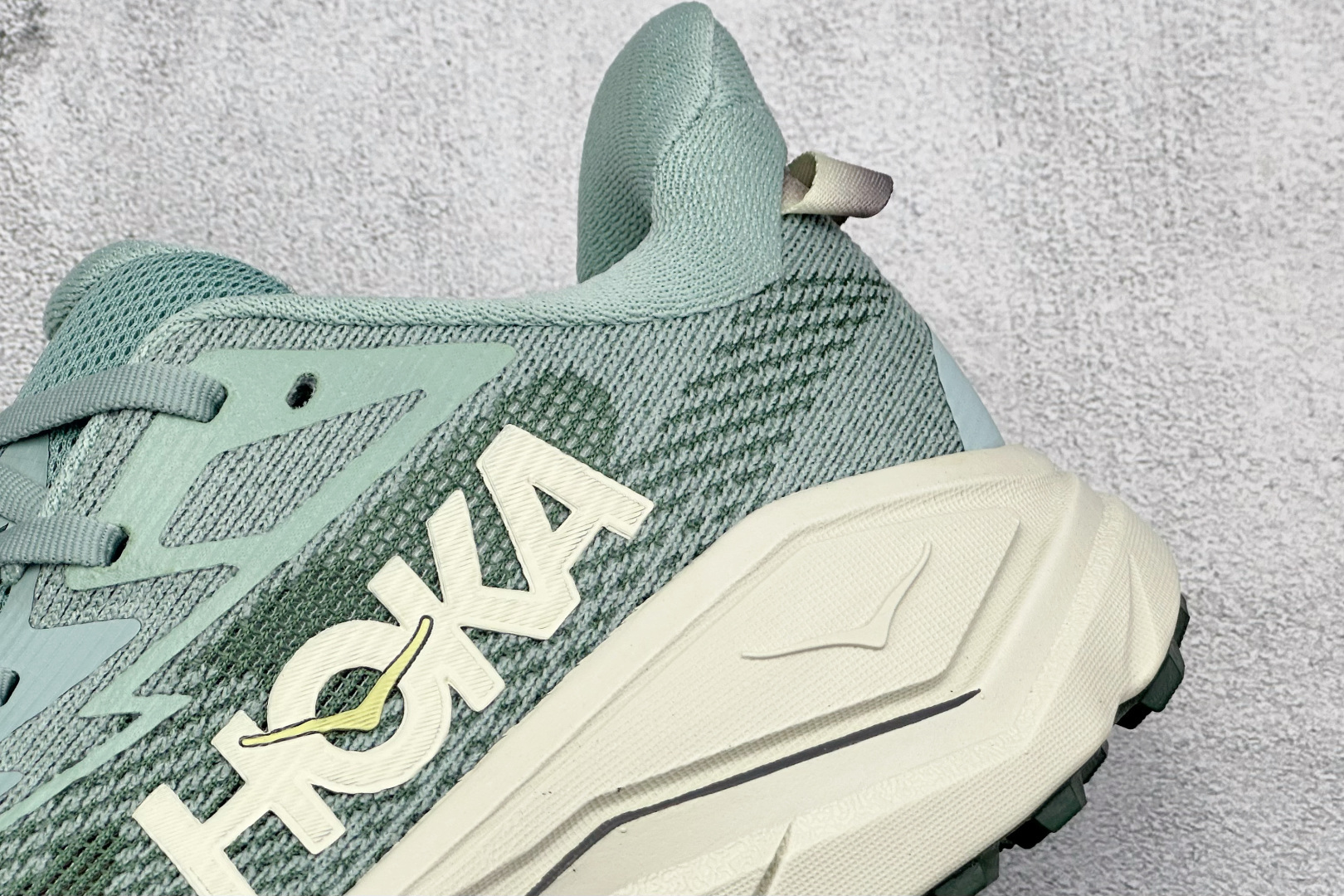 180 HOKA ONE ONE Challenger 8 织物减震防滑耐磨透气 低帮跑步鞋 1168716/J