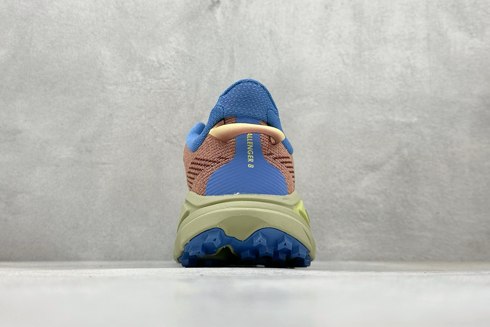 180 HOKA ONE ONE Challenger 8 织物减震防滑耐磨透气 低帮跑步鞋 1168716/MPLC-Chinese UA Cheap High Quatity Brand Clothes Bags handbags Sneakers wholesale wholesaler seller from China Factory suppliers Fashion Clothing Shoes best Quality Beautiful Price 180 HOKA ONE ONE Challenger 8 织物减震防滑耐磨透气 低帮跑步鞋 1168716/MPLC