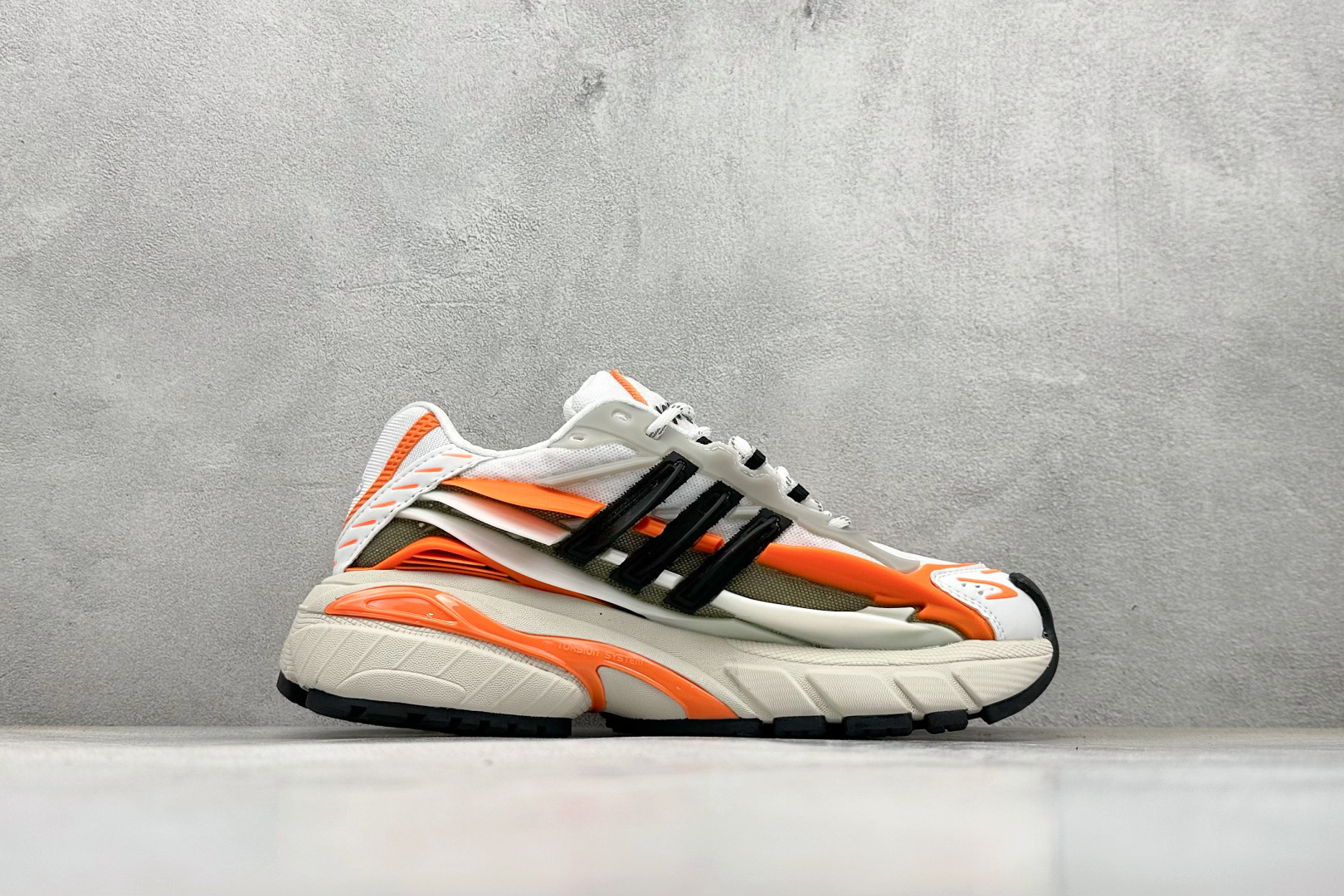 270 Pharrell x AD Adistar Jellyfish 联名款低帮复古风老爹鞋 JP9261-Chinese UA Cheap High Quatity Brand Clothes Bags handbags Sneakers wholesale wholesaler seller from China Factory suppliers Fashion Clothing Shoes best Quality Beautiful Price 270 Pharrell x AD Adistar Jellyfish 联名款低帮复古风老爹鞋 JP9261