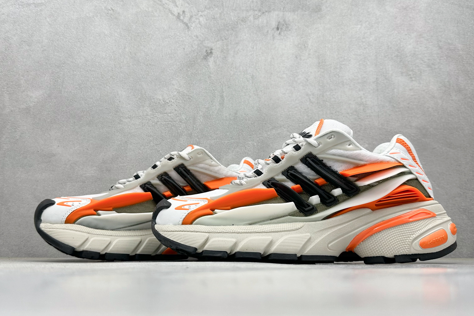 270 Pharrell x AD Adistar Jellyfish 联名款低帮复古风老爹鞋 JP9261-Chinese UA Cheap High Quatity Brand Clothes Bags handbags Sneakers wholesale wholesaler seller from China Factory suppliers Fashion Clothing Shoes best Quality Beautiful Price 270 Pharrell x AD Adistar Jellyfish 联名款低帮复古风老爹鞋 JP9261