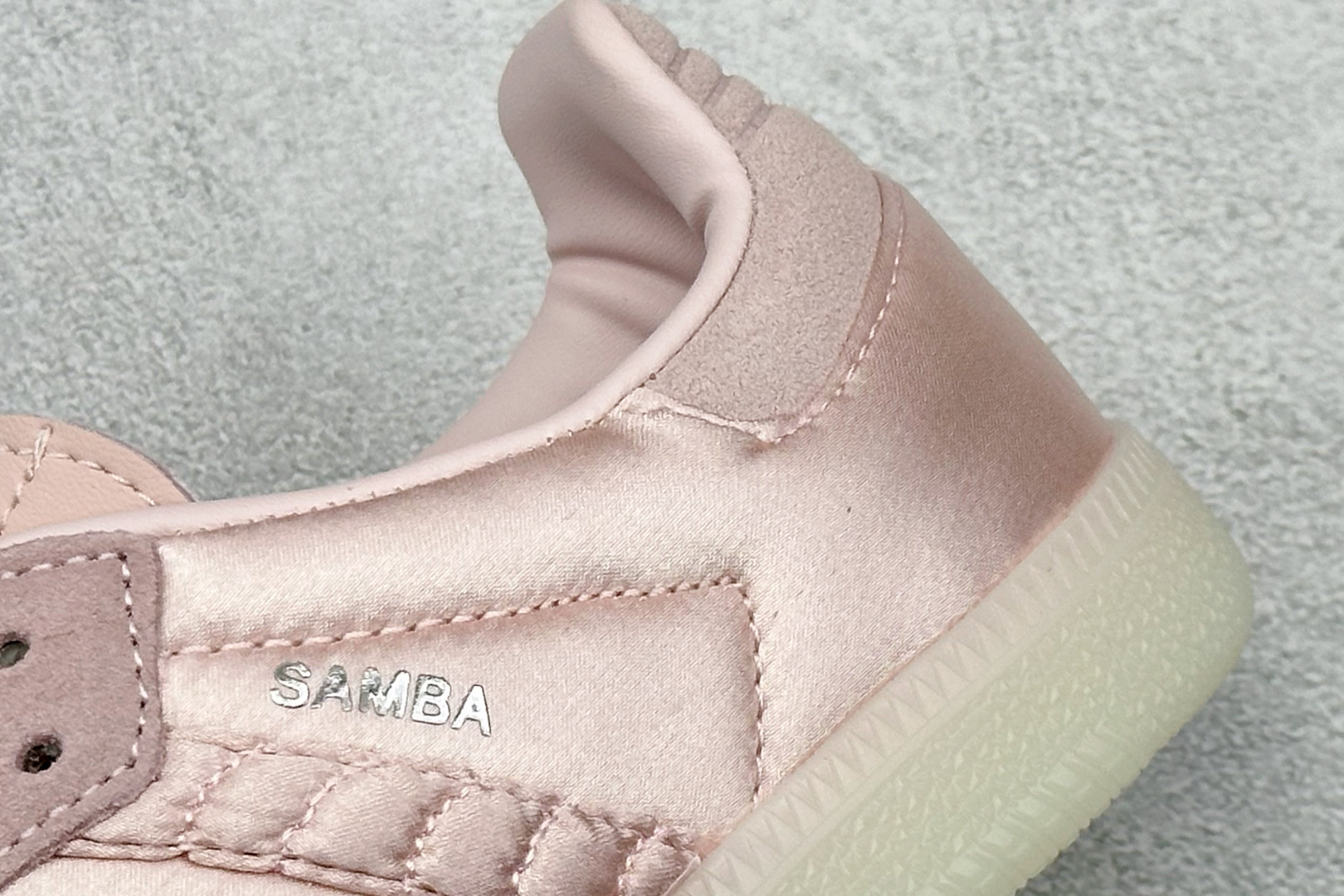 160 Addis Original Samba 复古桑巴板鞋 HQ5158