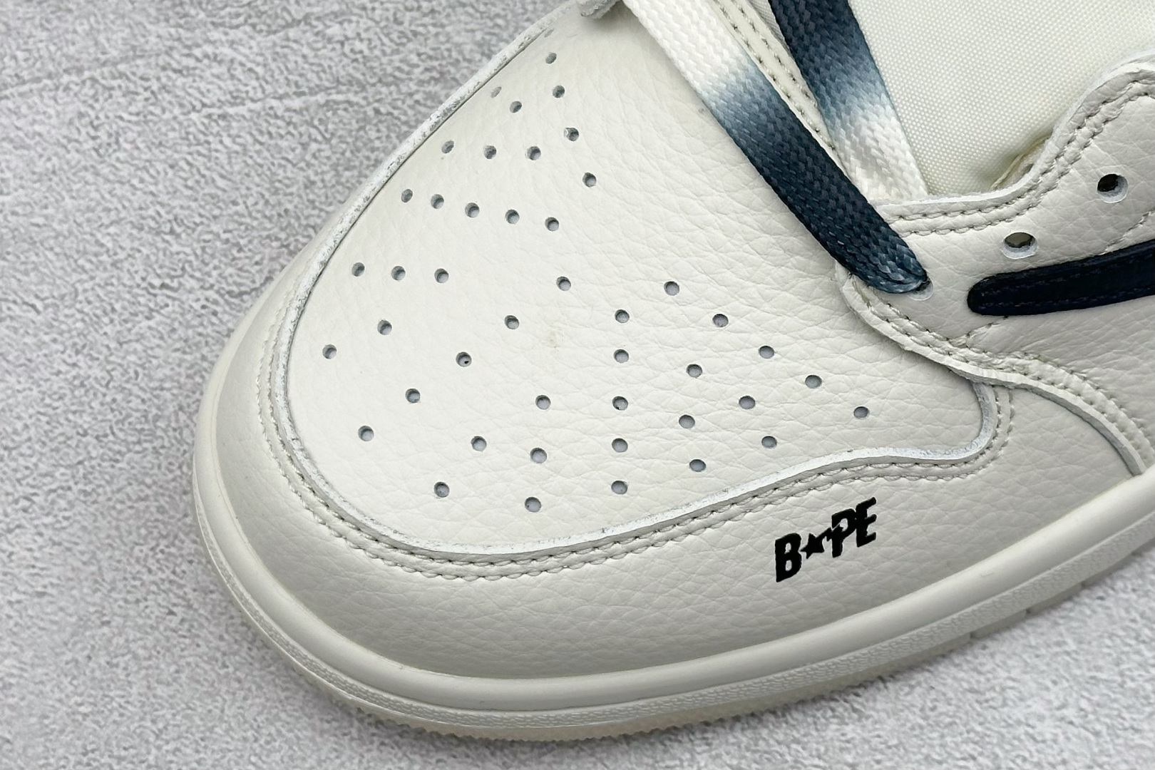 Travis Scott x Fragment Design x Jordan Air Jordan 1 Low SP Bape联名——“白深蓝” DM7866-102