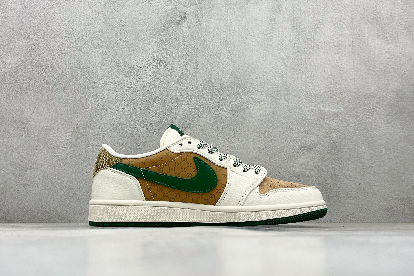 Air Jordan 1 Low AJ1 乔1 古驰联名 花纹米绿红 高端定制 低帮休闲板鞋 QW5088-206